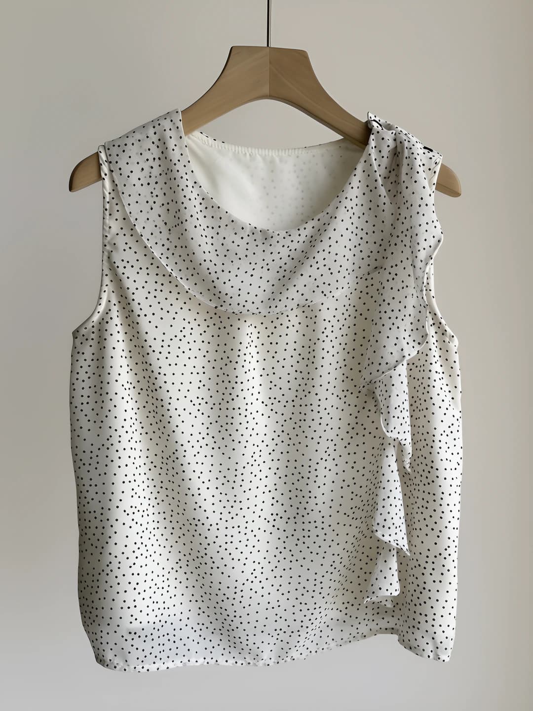 Apricot polka dot