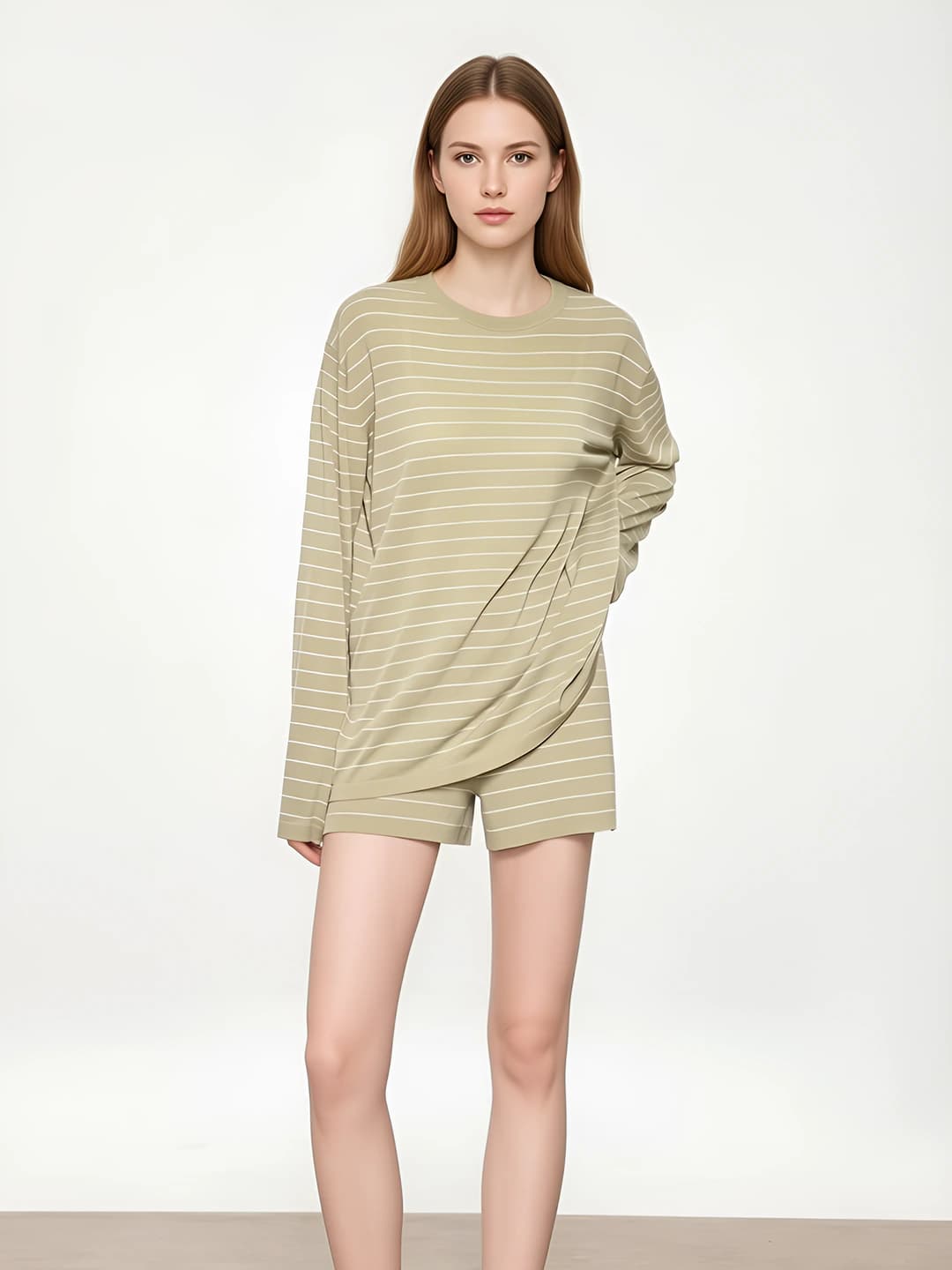 Women's autumn striped long-sleeve crew neck t-shirt and elastic waist casual shorts set (50-70% cotton, 30-50% triacetate)