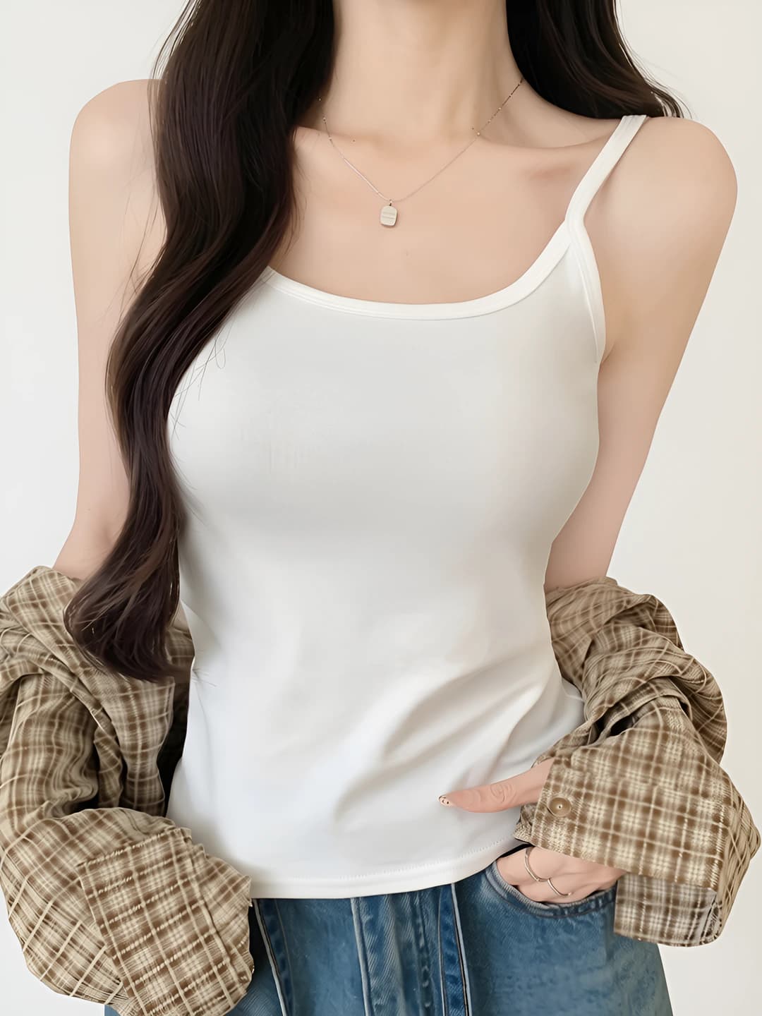 Women's solid colour cotton tank top for summer, slim fit, slimming, U-neck
