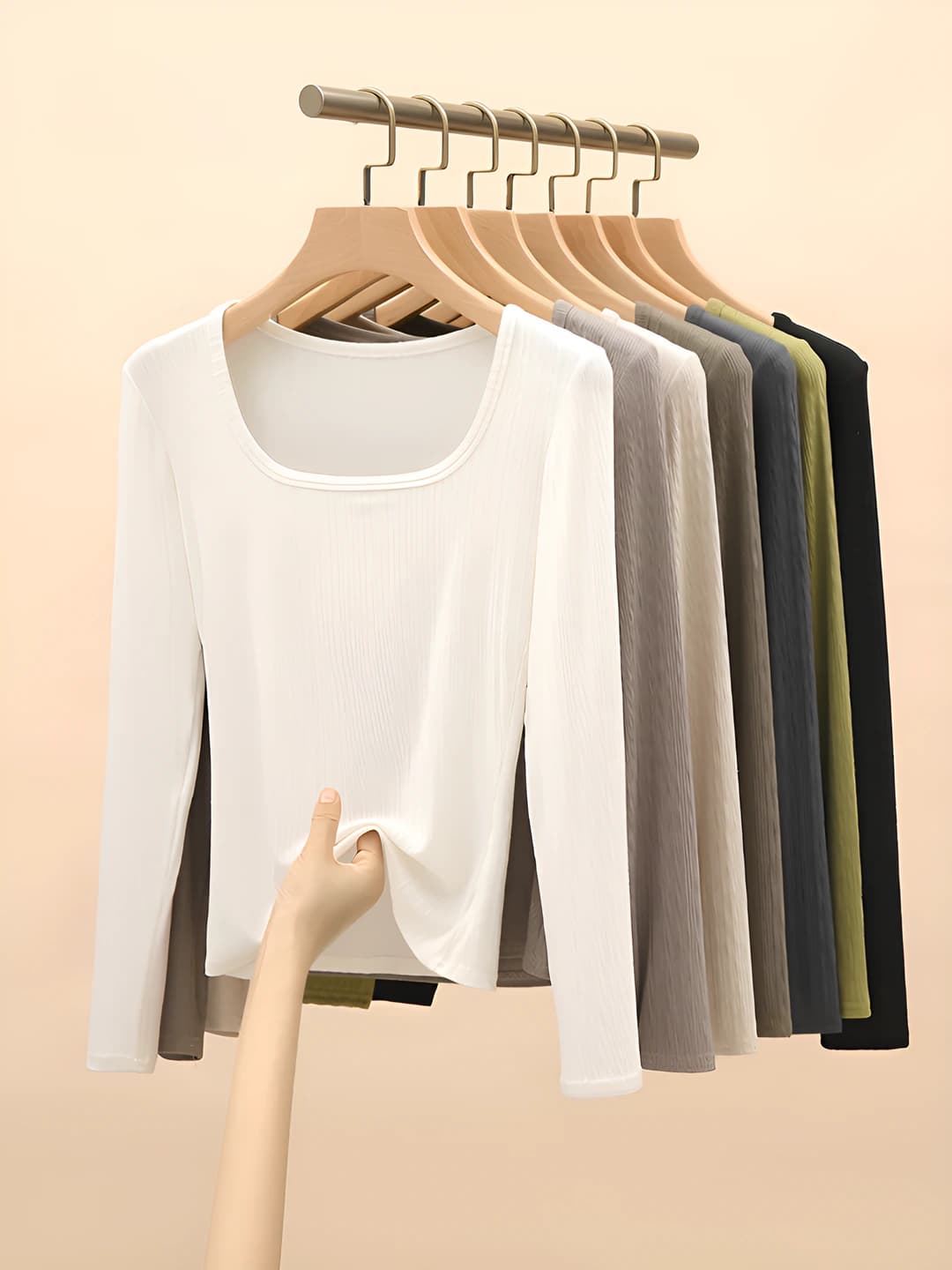 Women's long-sleeve slim fit long-sleeve base top, U-neck, striped, for spring