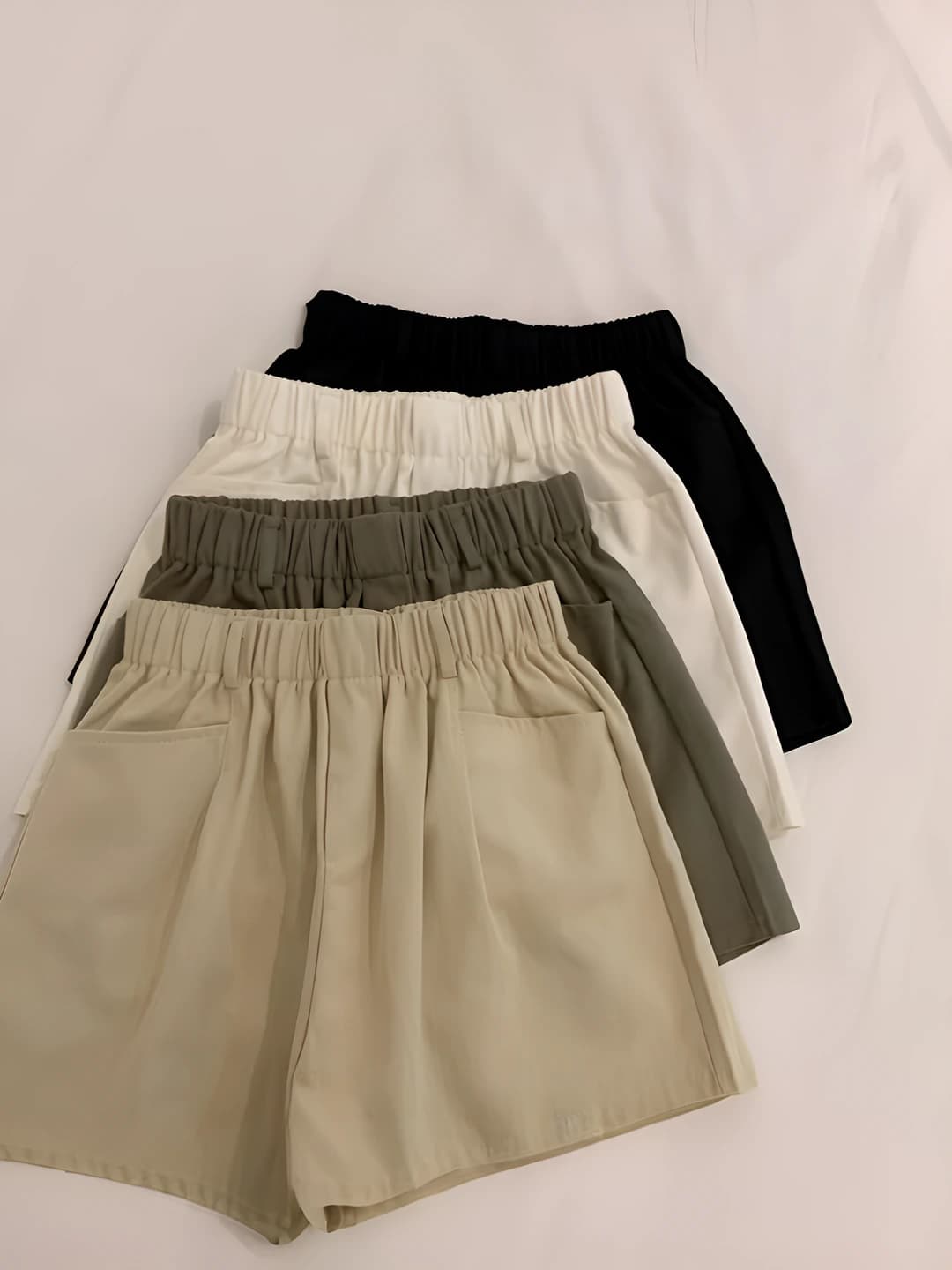 Ayollar uchun yozgi elastik bel, baland bel, bo'sh (oversize) keng oyoqli cargo shorti, yuvilgan paxta, sport va kundalik uslub