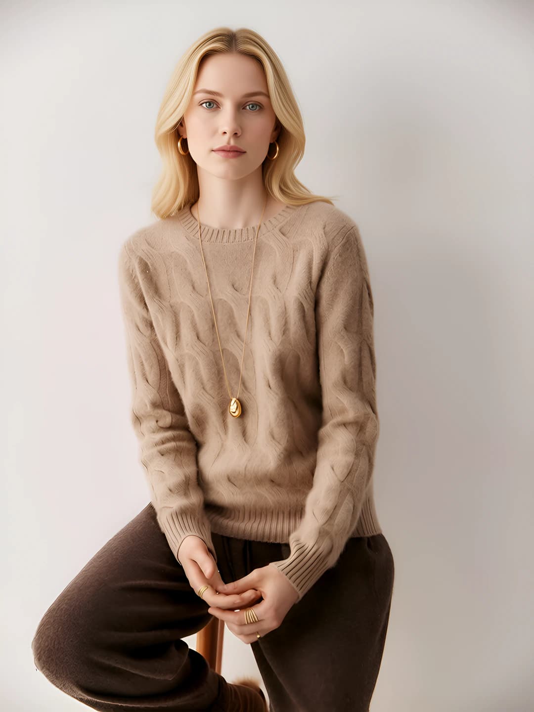 2026 autumn-winter women's thickened crew neck cable knit cashmere sweater, warm loose fit knit top