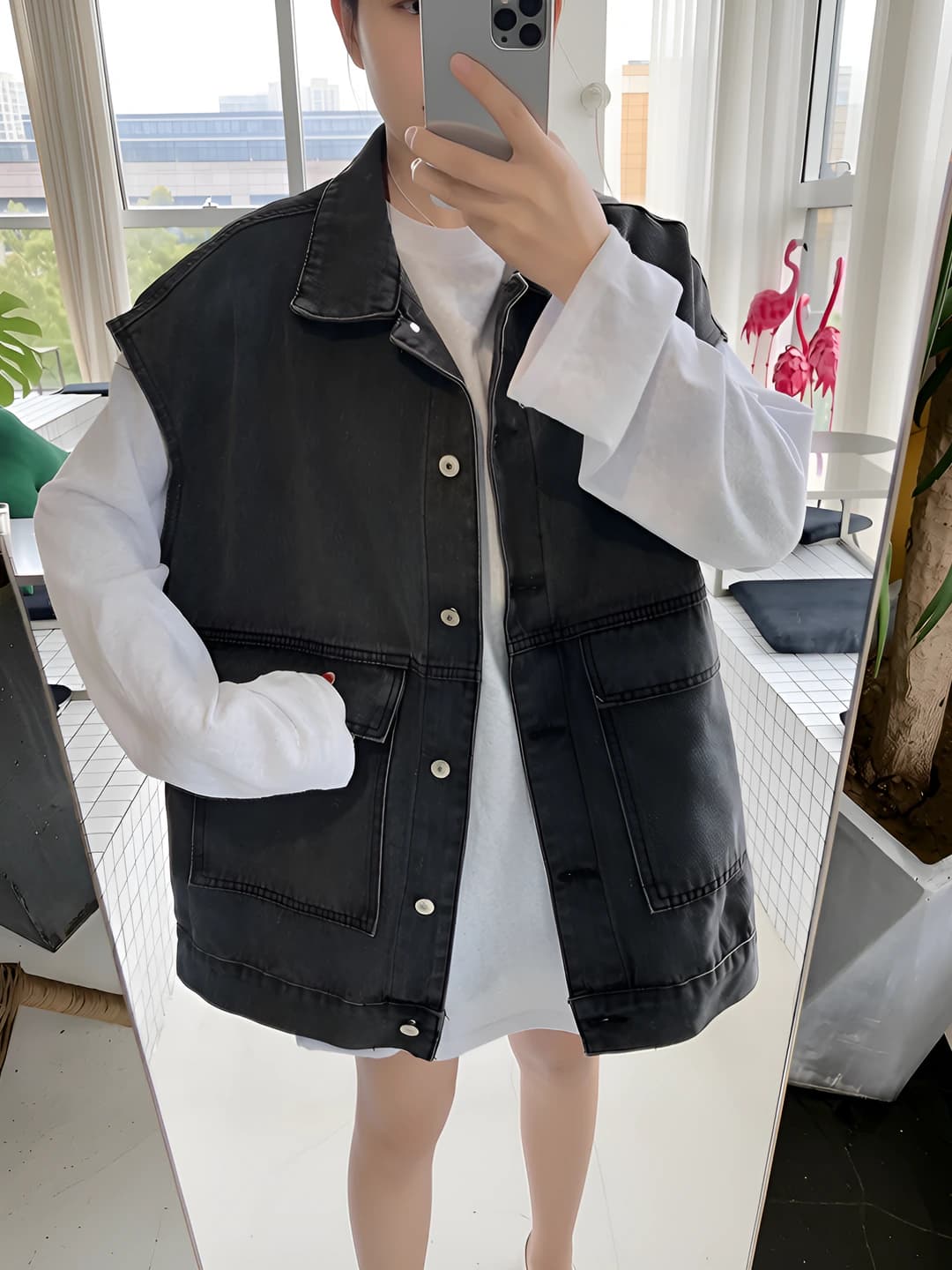Ayollar uchun 2026 bahor-kuz mavsumi uchun koreys uslubida bo'sh (oversize) denim jilet, qaytarma yoqa, bir rangli, OL uslubida