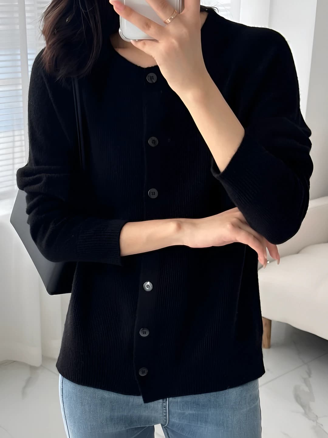 Aoi Ishi