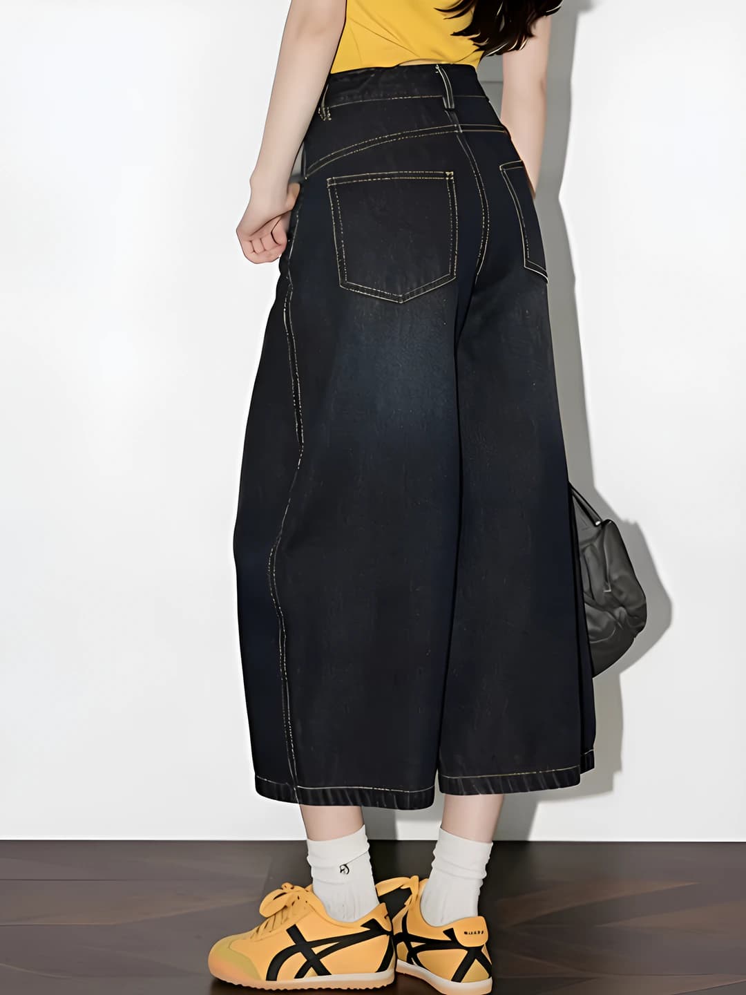 Women's retro dark blue wide and flared jeans, summer, high waist, slimming, loose fit straight cut, capri trousers
