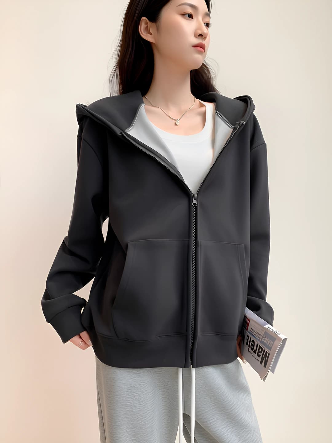 Dark grey (tin box)