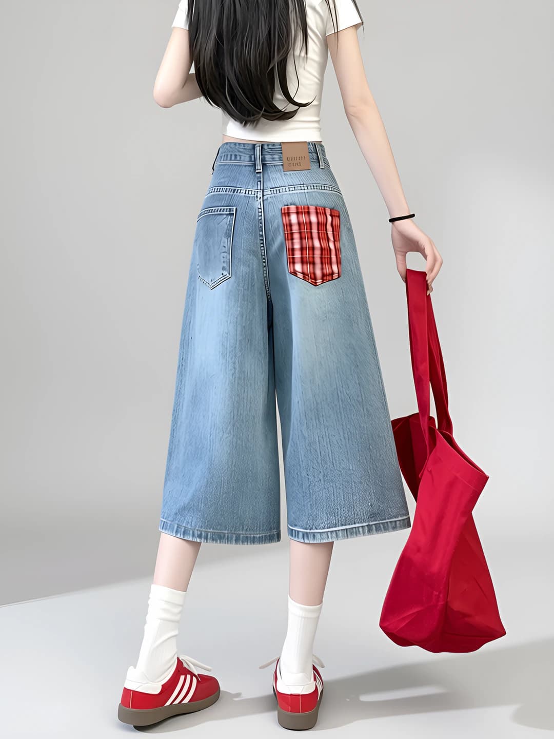Ayollar uchun yozgi katak jinsi shim, keng va klesh, katta o'lcham, bo'sh (oversize), to'g'ri kesim, nozik ko'rsatadigan, uch chorak shim