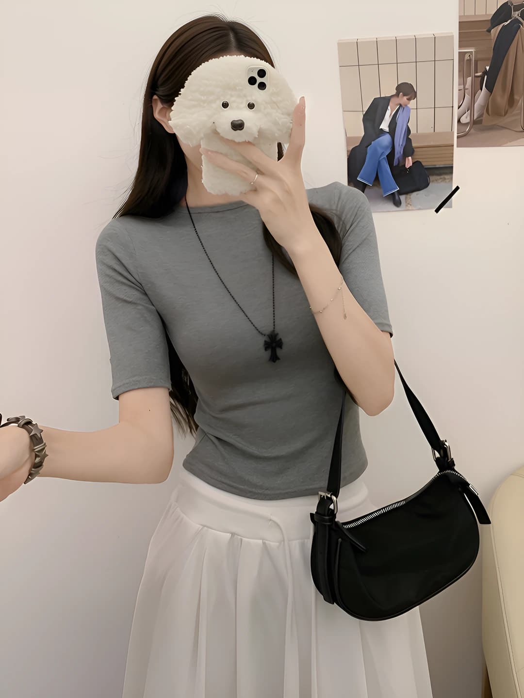 Light grey short