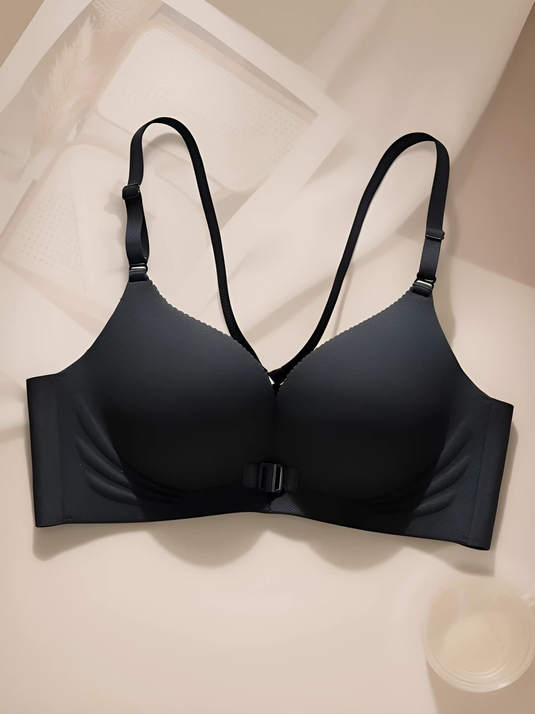 Women's seamless, non-magnetic, wireless, front-closure bra: for small bust, gathering and lifting, side bust control, beautiful back