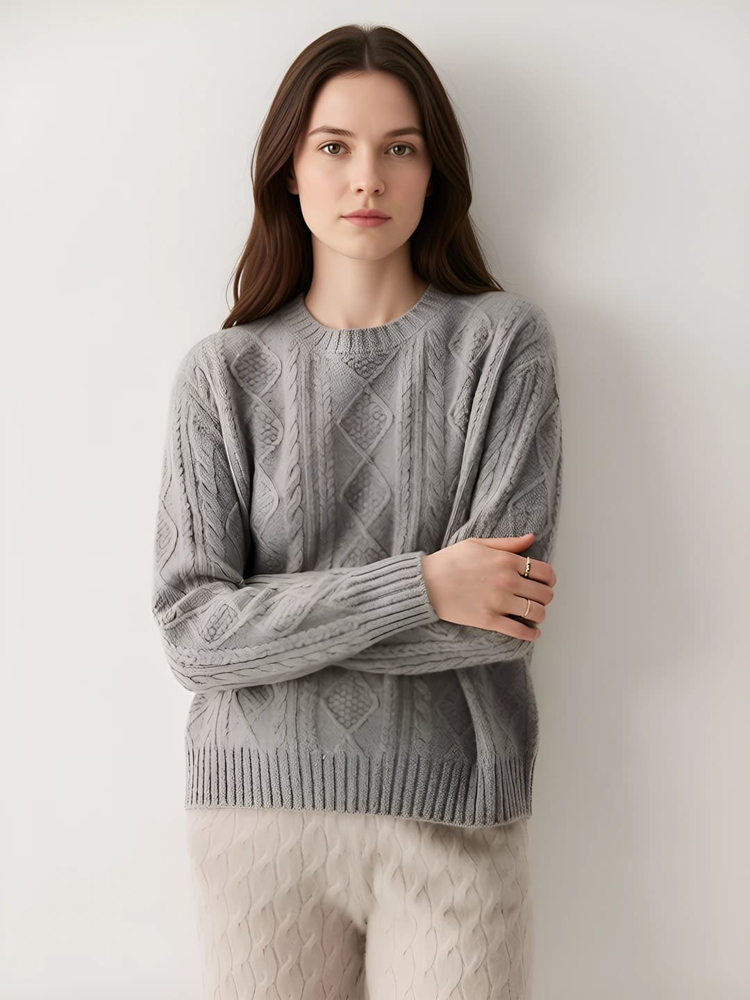 Women's 2026 autumn-winter cashmere sweater, crew neck, long sleeve, loose fit, thickened, warm, solid colour, knit top