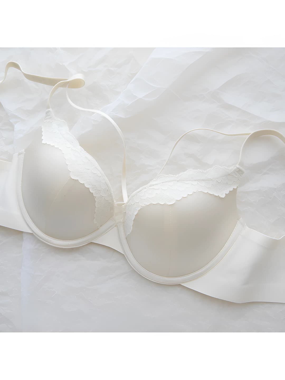Women's wireless lace bra, 3/4 cups, lift effect, set