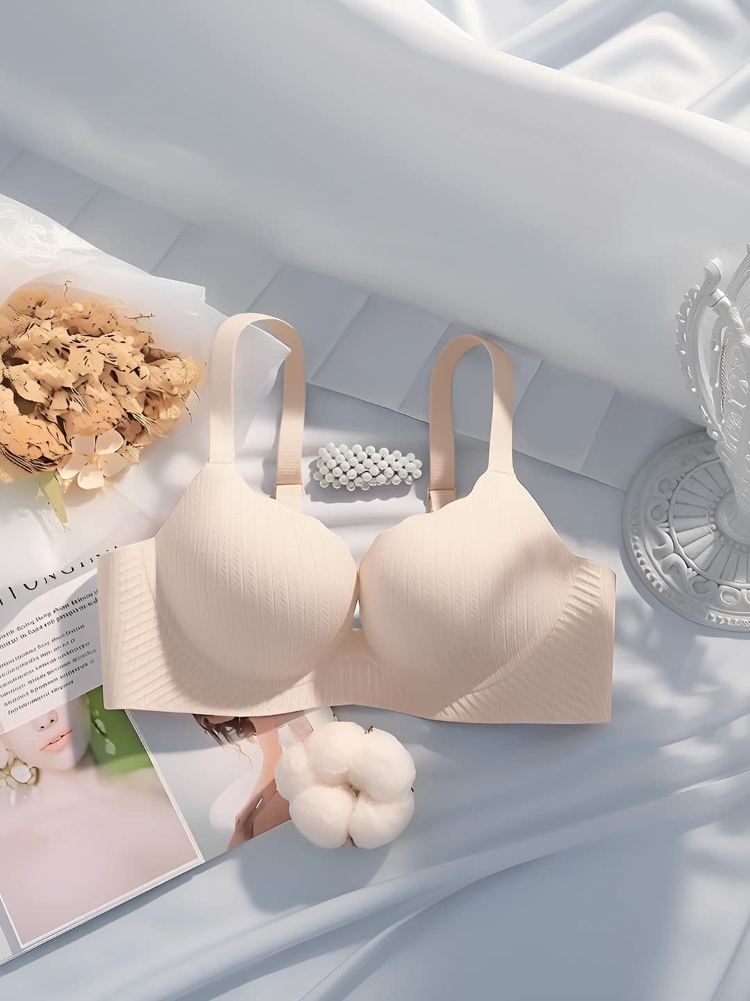 Light nude