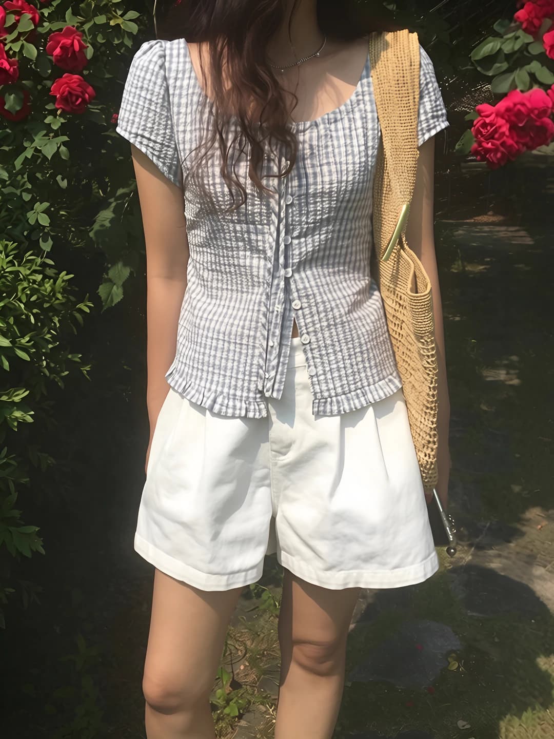 Ayollar uchun kalta yengli katak ko'ylak-shirt, dumaloq yoqa, oddiy kesim