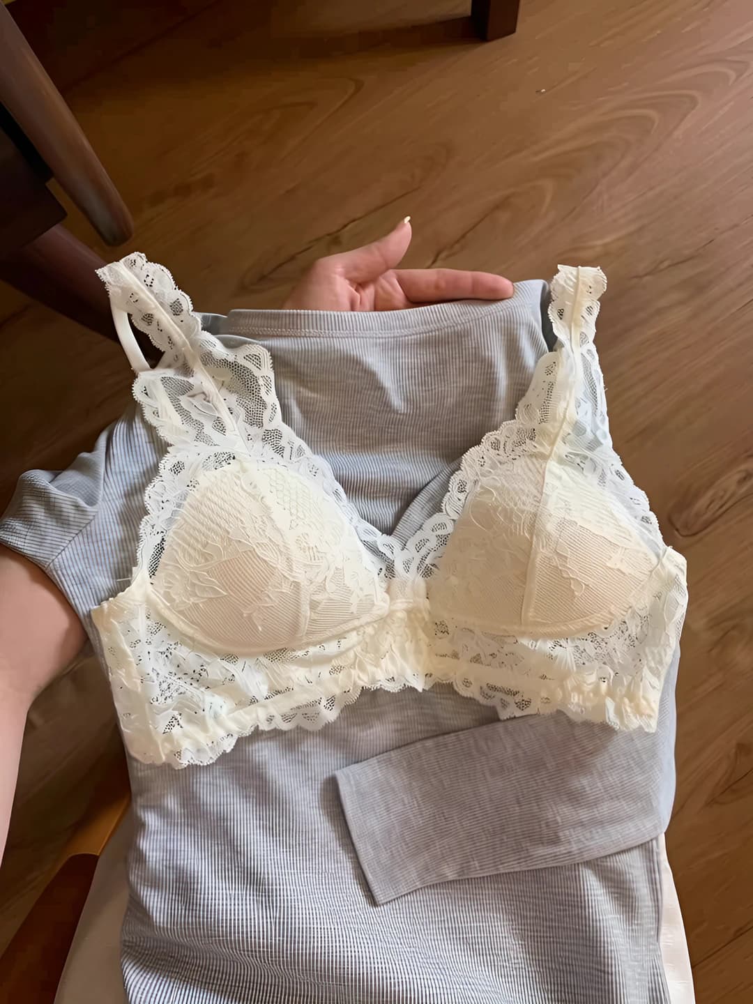 Women's lace bra, long sleeve, slimming, breathable, 80-90% polyamide, french style
