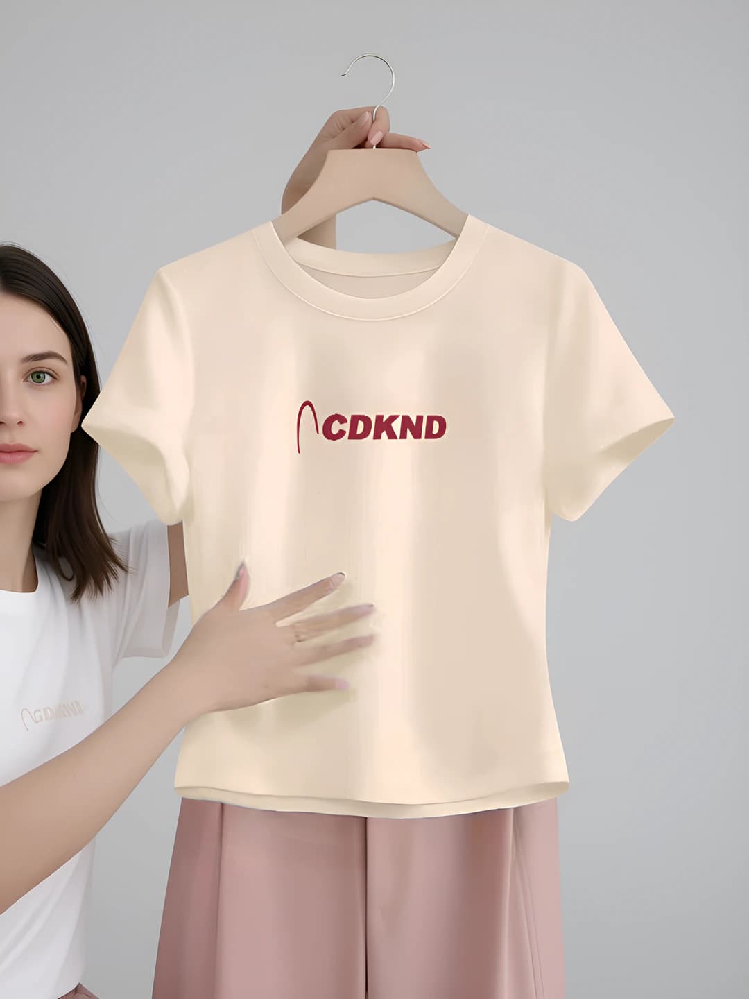 Белая женская футболка, лето 2026, круглый вырез, короткий рукав, прямой крой, стройнящий, хлопковая ткань