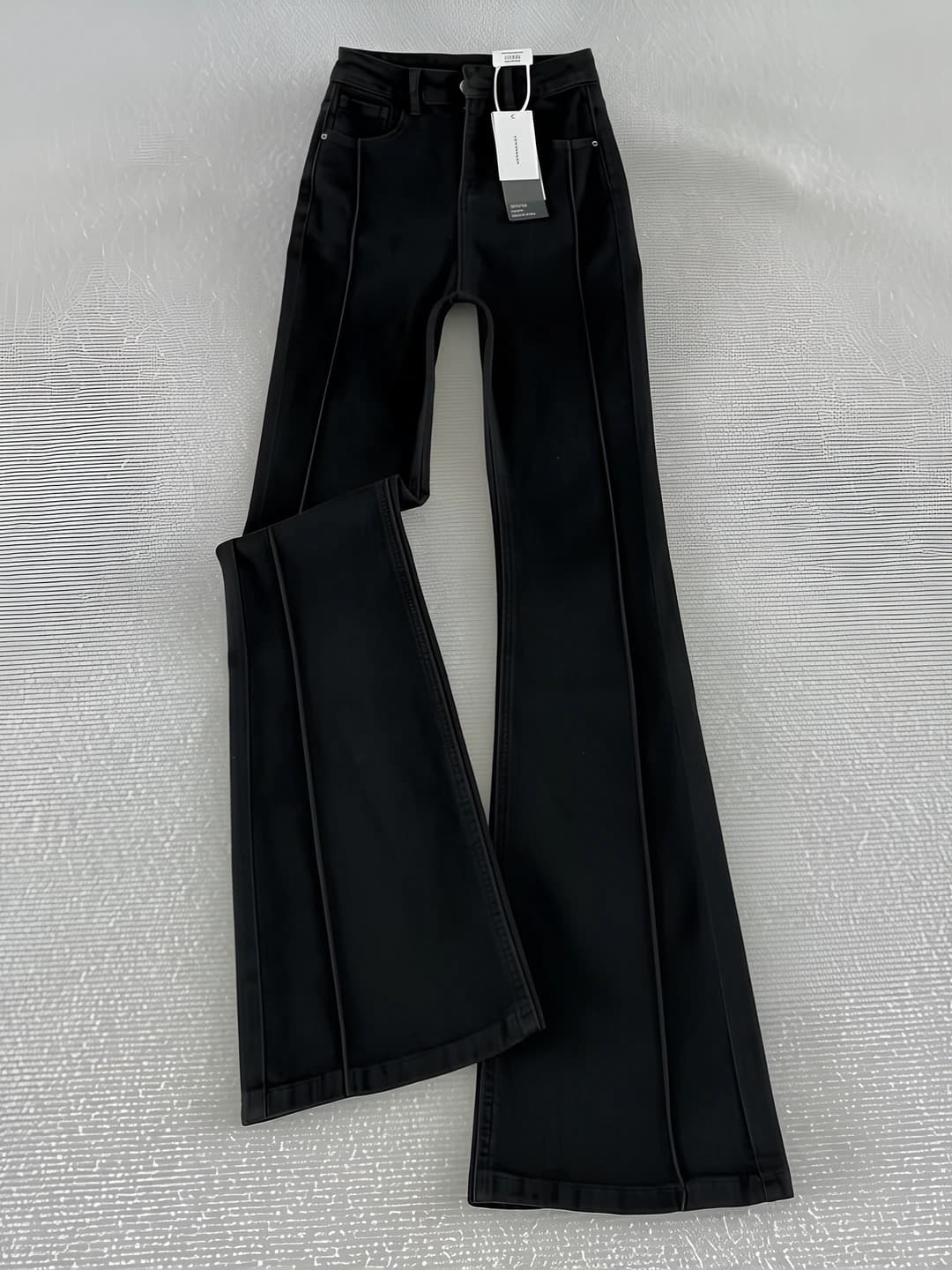 Black (Petite)
