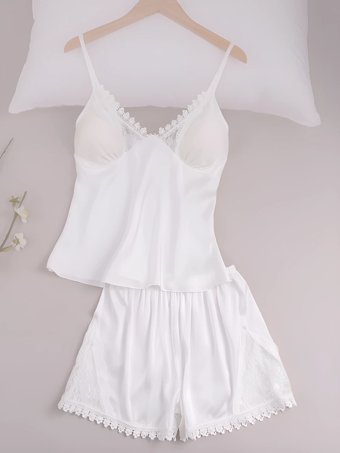 White (No Padding)