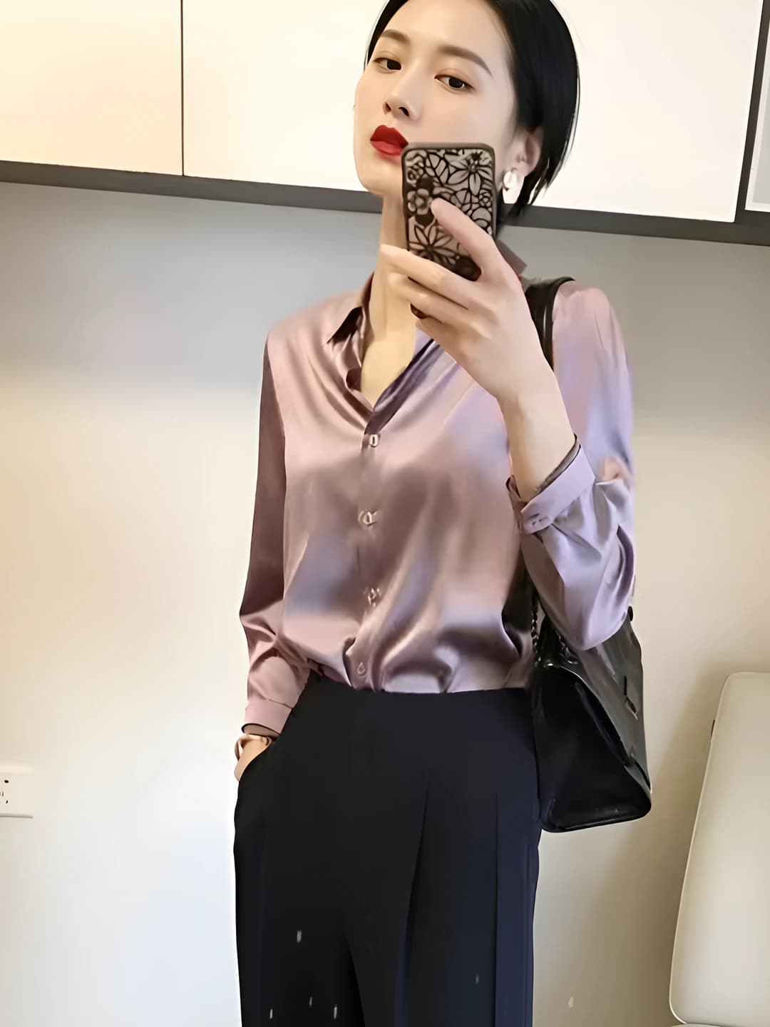 Светло-фиолетовый