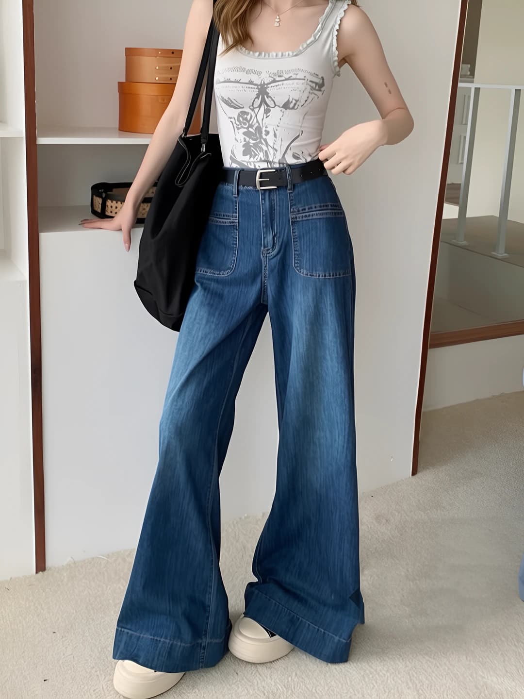 Ayollar uchun retro to'g'ri kesim keng va klesh jinsi shim, baland bel, bo'sh (oversize), past bo'ylilar uchun, erta kuz