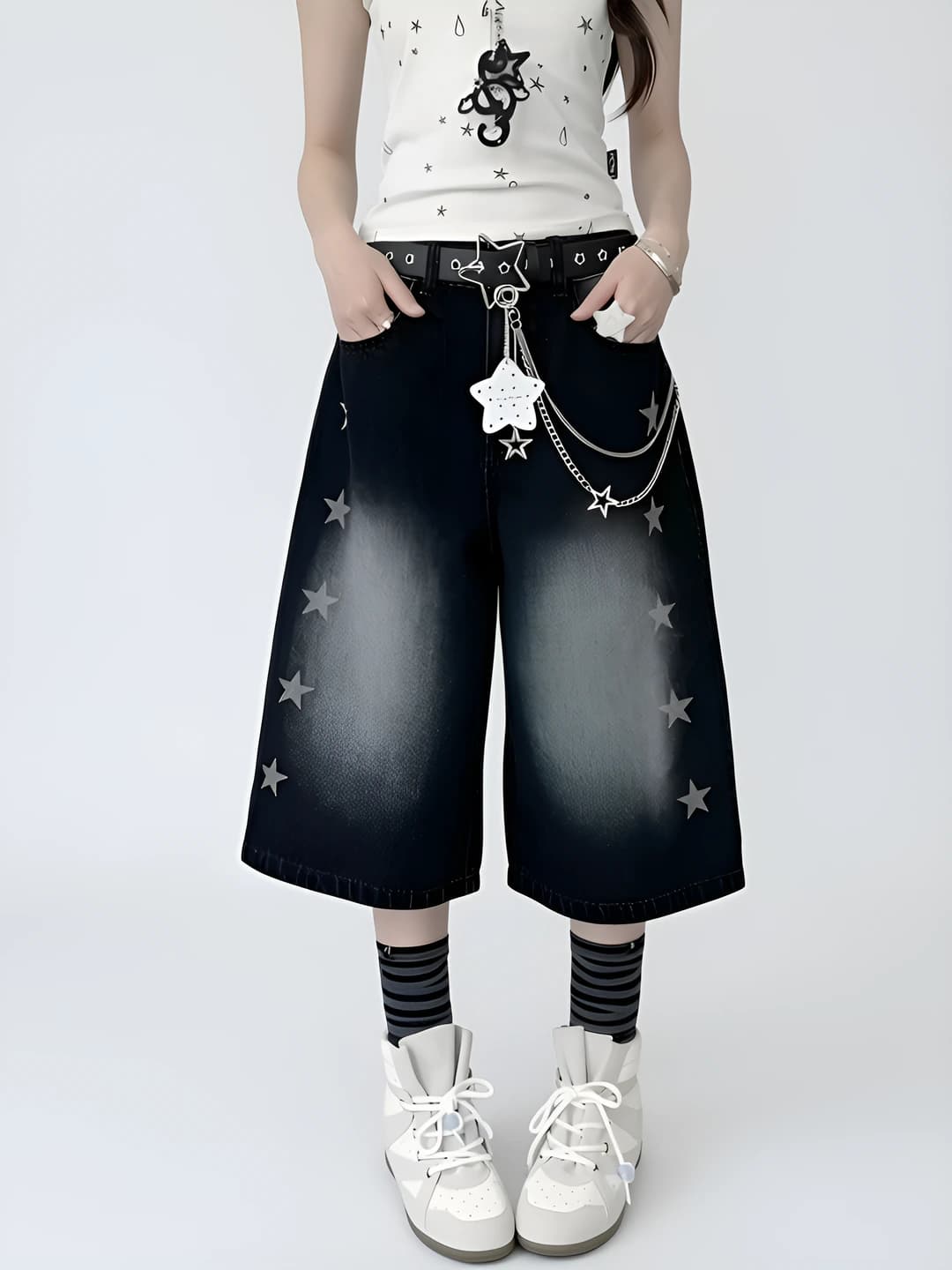 Ayollar uchun retro uslubdagi yulduz bosma naqshli, yuvilgan, bo'sh (oversize) kesim jinsi shimlar