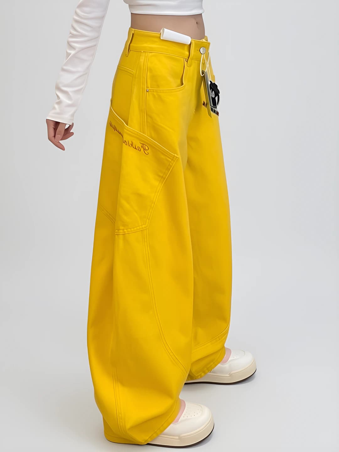 Women's retro yellow embroidered loose fit wide and flared jeans, spring-summer, 2026