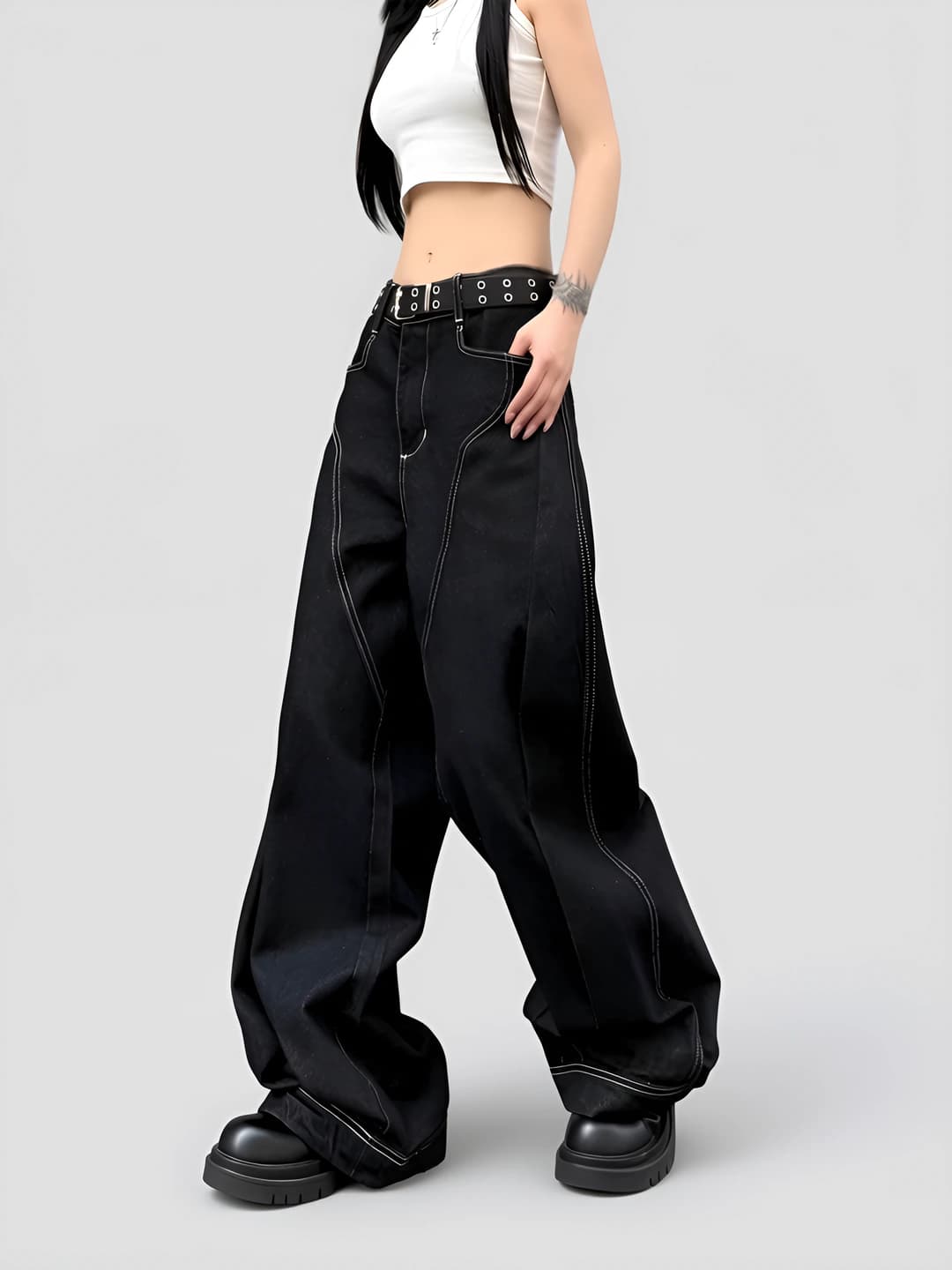 Ayollar uchun keng va klesh jinsi shimlar, to'g'ri kesim, baland bel, bo'sh (oversize), uzun shim, 70%–80% paxta, bir rangli, kundalik uslub