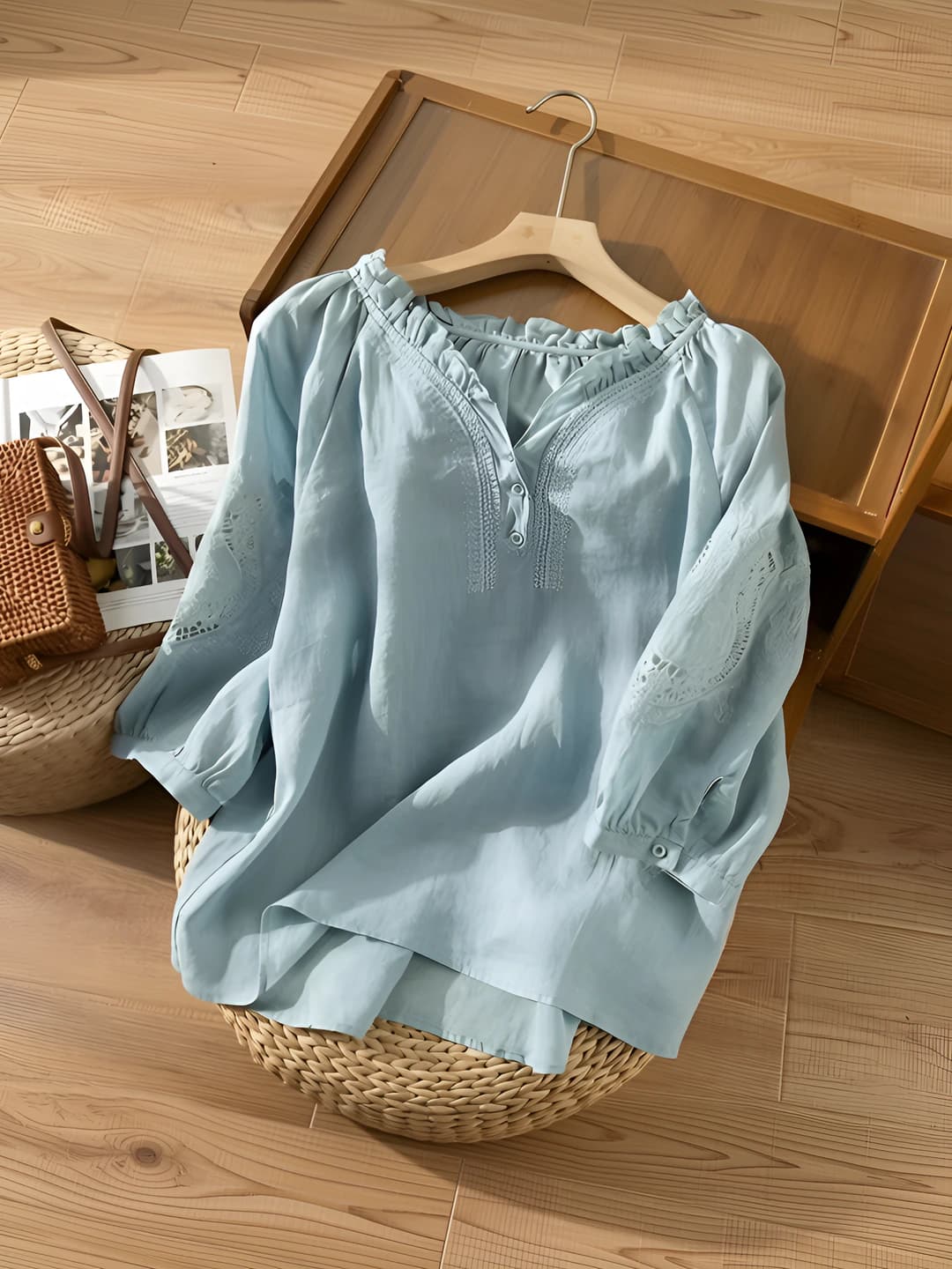 Women's summer loose fit blouse, three-quarter sleeve, V-neck, embroidered, slimming, retro style