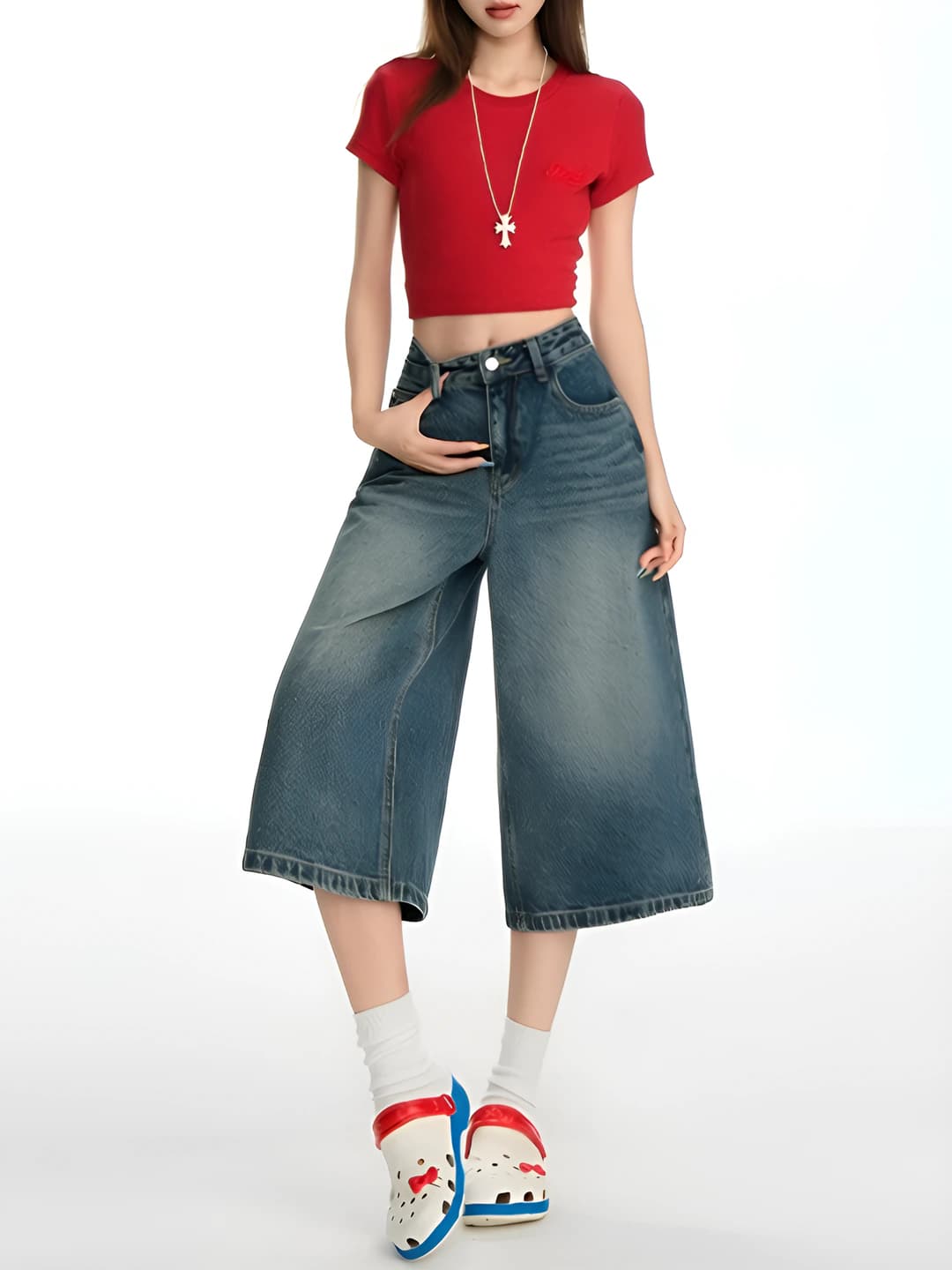 Women's summer retro loose fit wide and flared jeans, high waist, capri trousers, slimming effect