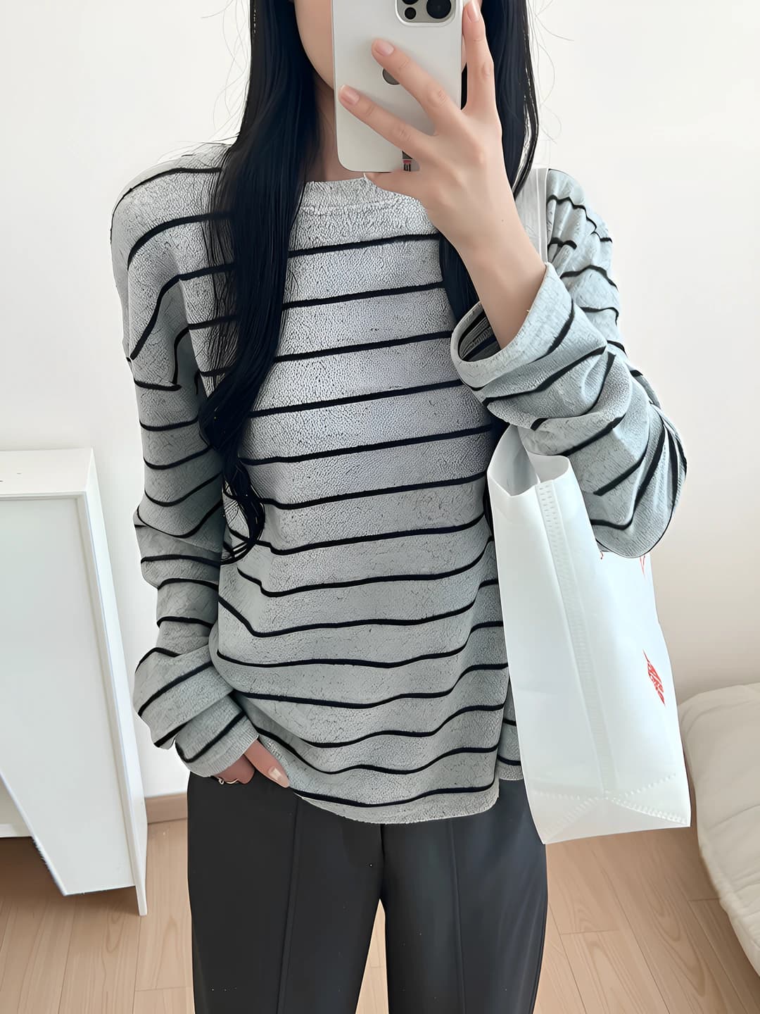 Och kulrang [Qora chiziqlar]
