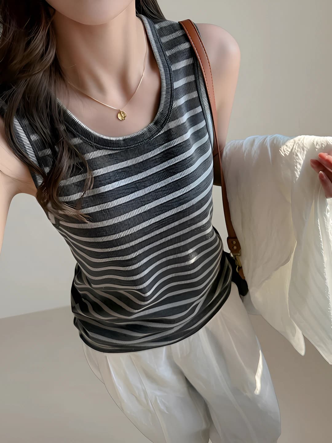 Women's striped sleeveless tank top, loose fit, mid-length, slimming, all-season