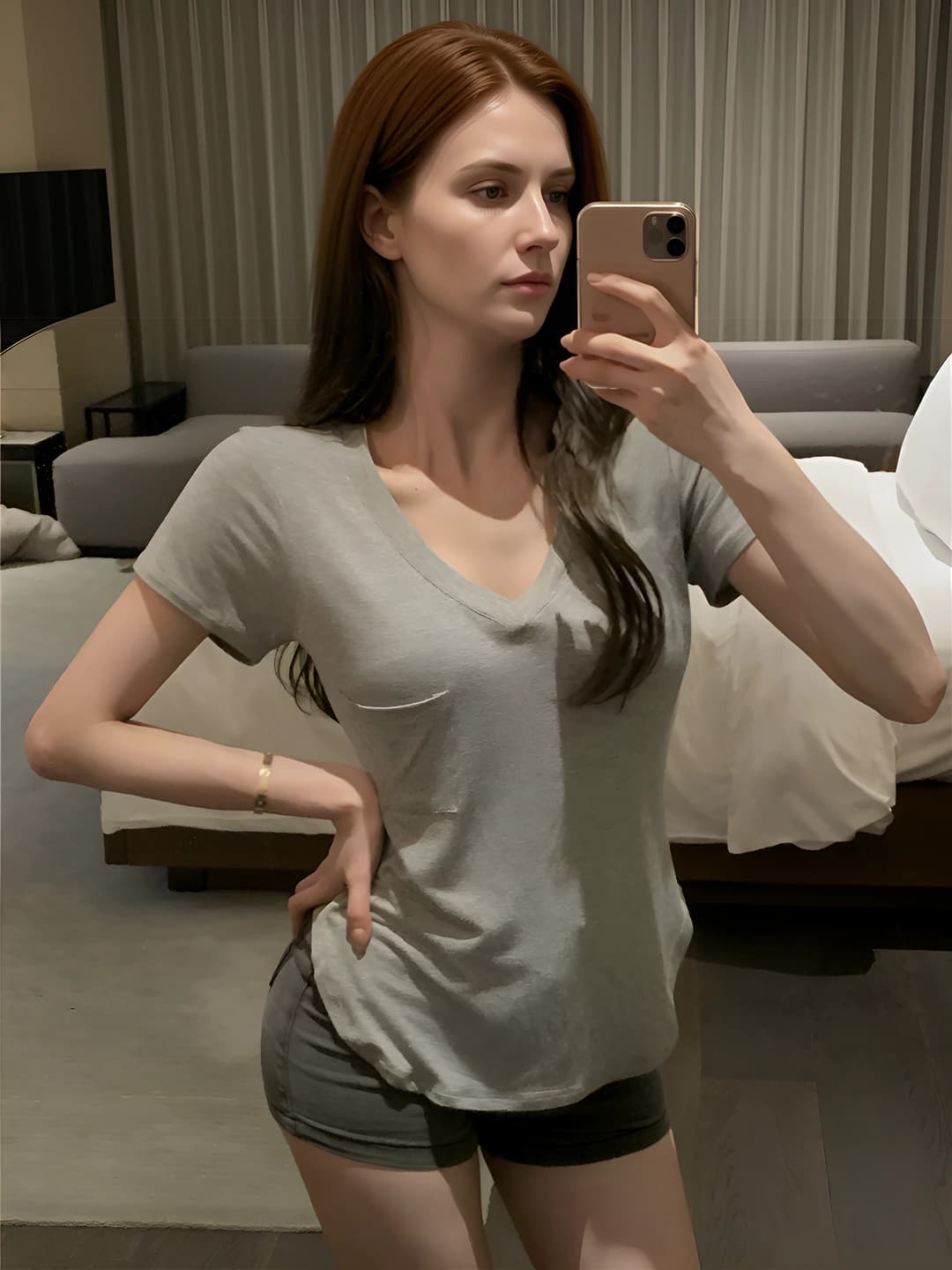 Women's short-sleeve V-neck t-shirt, solid colour, slim fit, irregular cut, summer 2026