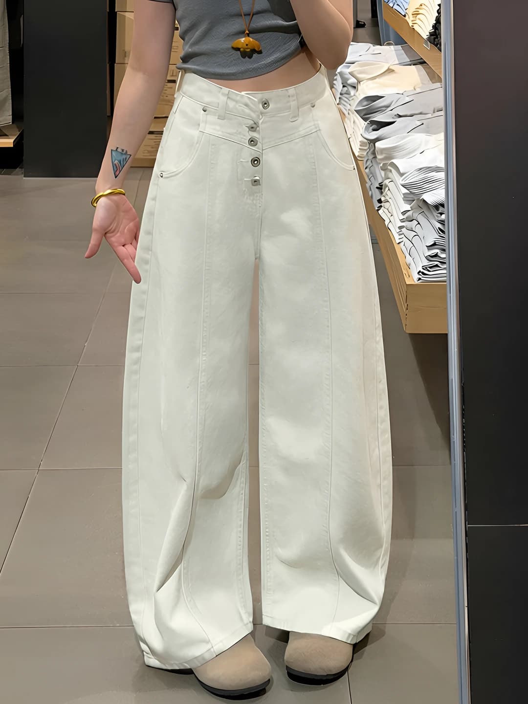 Women's wide and flared jeans, high waist, straight cut, slimming, spring-autumn, casual style