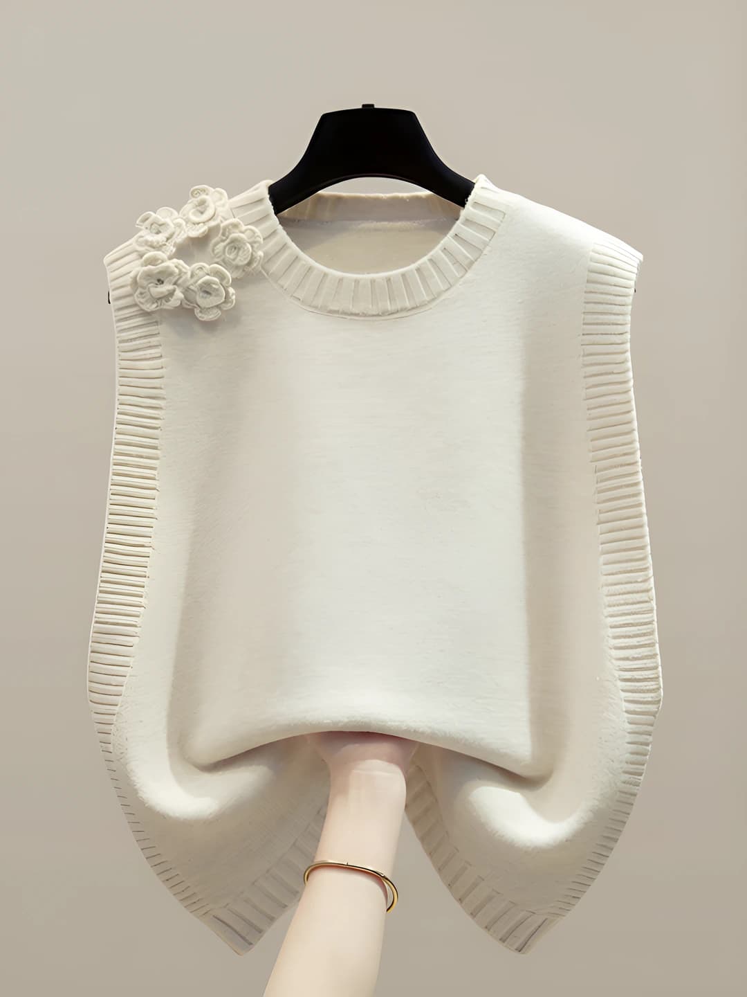 Women's crew neck sleeveless sweater vest, 2026 autumn-winter, loose fit, thick, solid colour, cropped