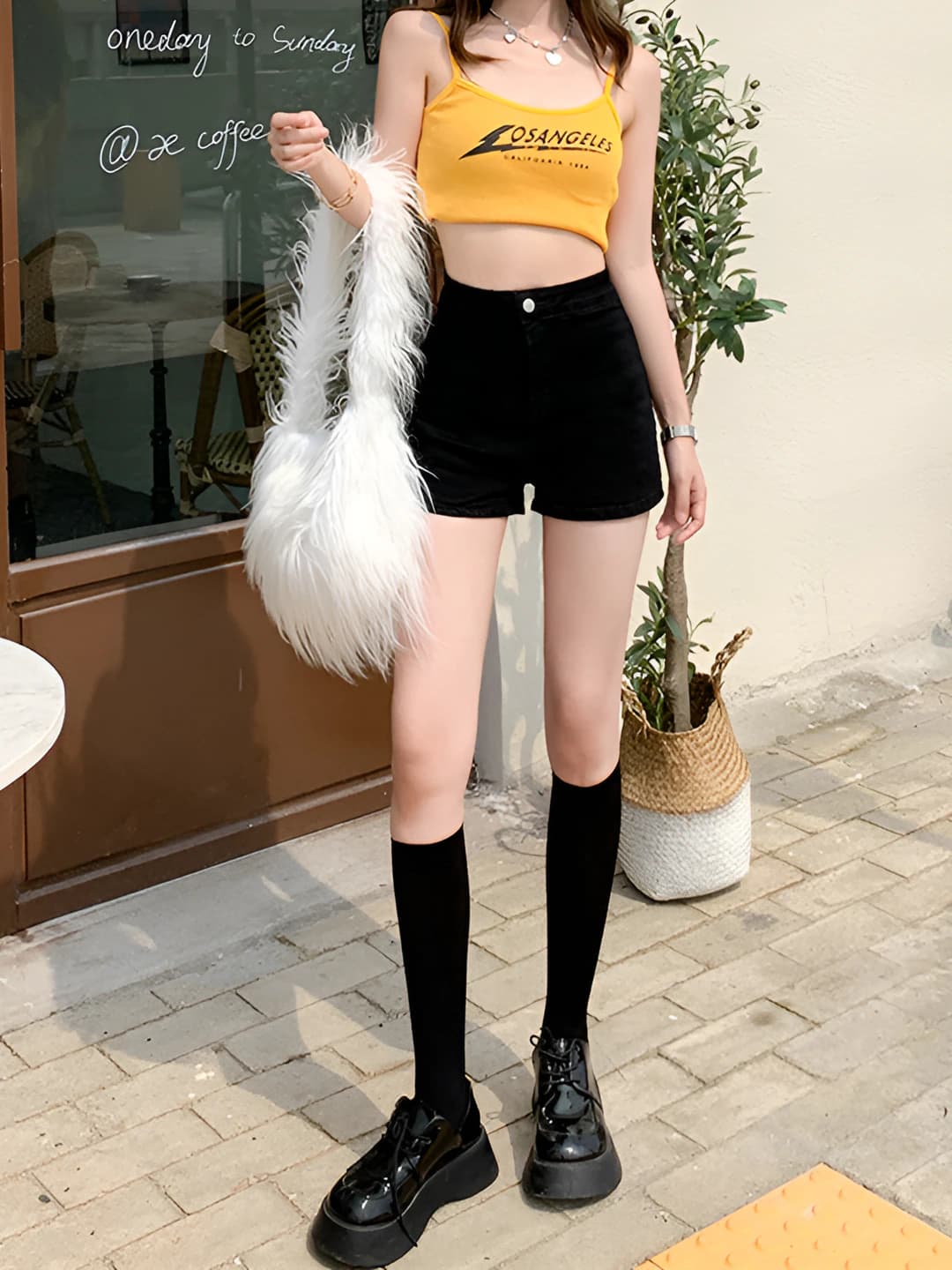 Women's high waist slimming straight cut denim shorts in Korean style for spring-summer