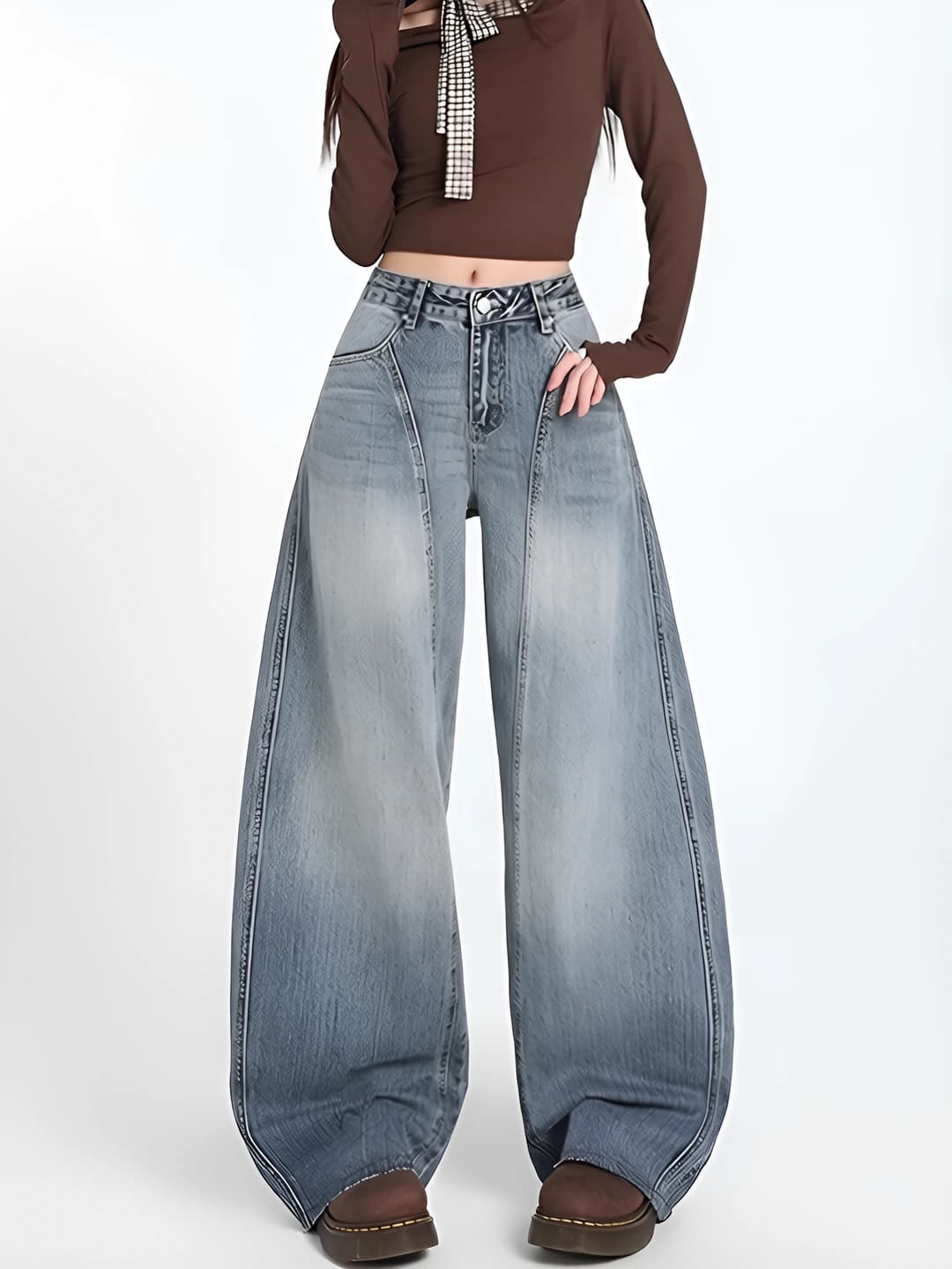 Women's wide and flared jeans for spring, high waist, slimming, loose fit and street style