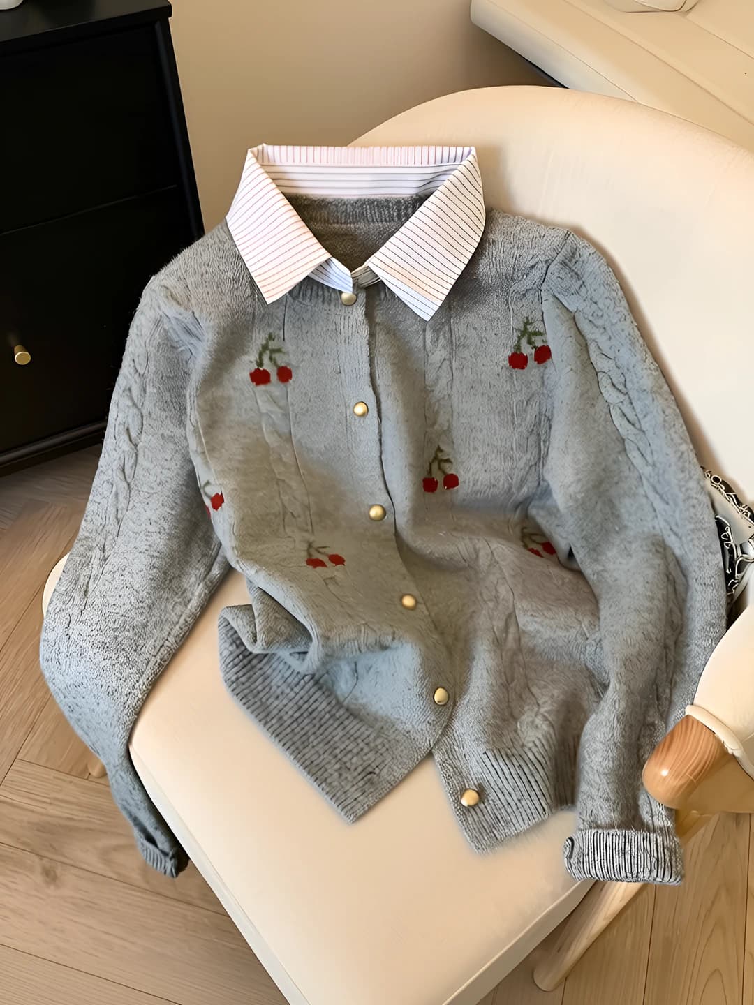 Серый