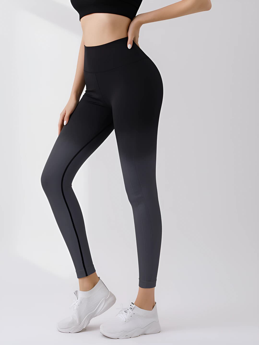 Cropped pants—Black grey