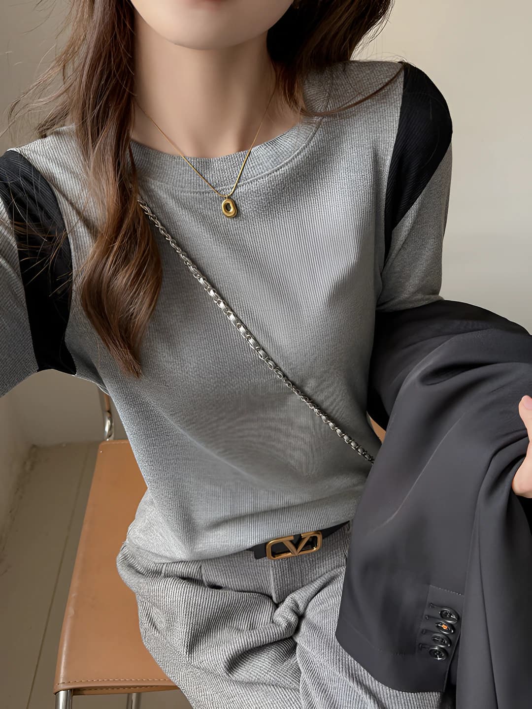 Women's 2026 Korean style color-block long-sleeve base top, crew neck, slim fit, regular length