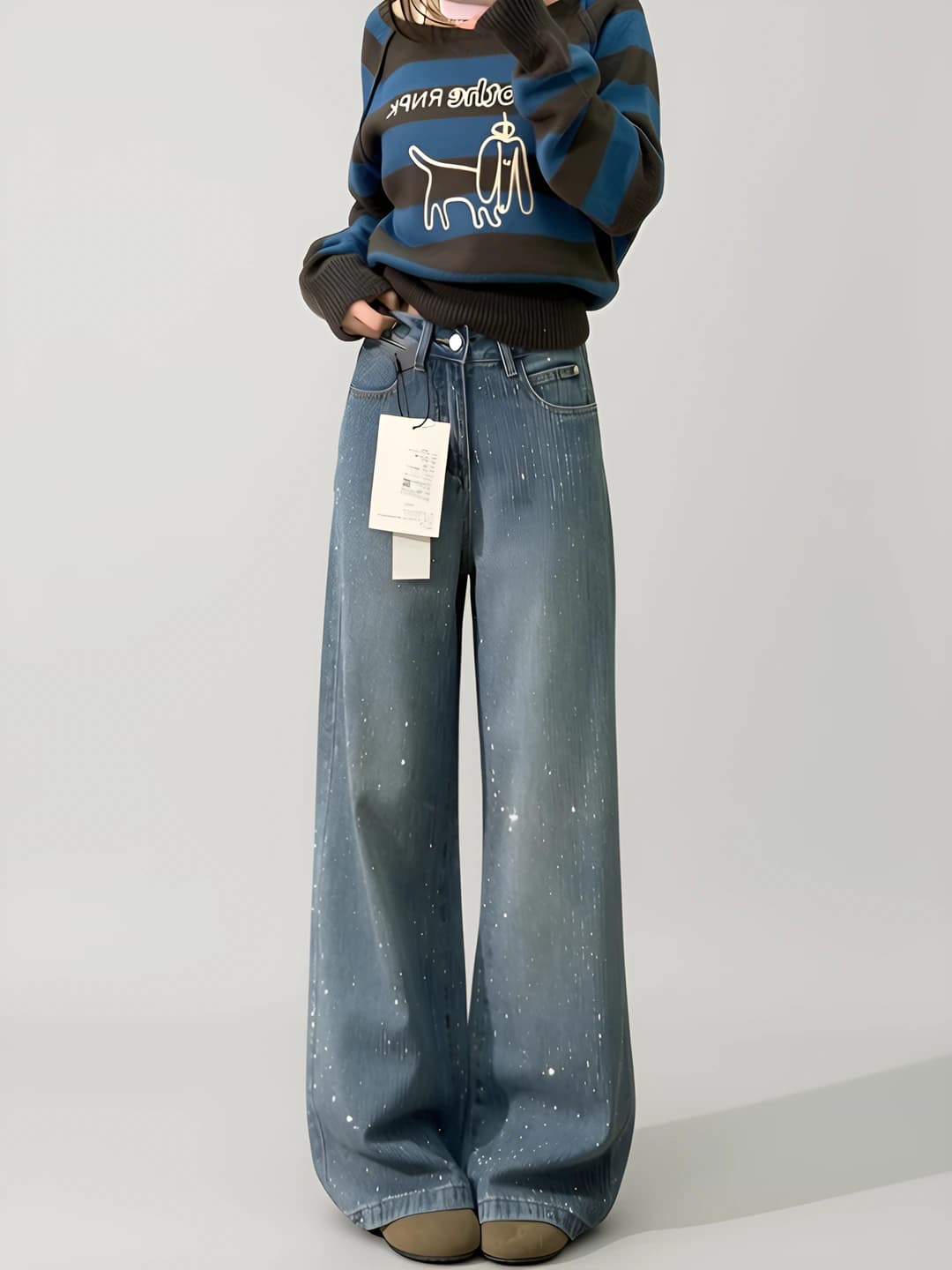 Ayollar uchun keng va klesh jinsi shimlar, baland bel, bo'sh (oversize) fit, nozik ko'rsatadigan, bahor-kuz, toshli, ko'cha uslubidagi