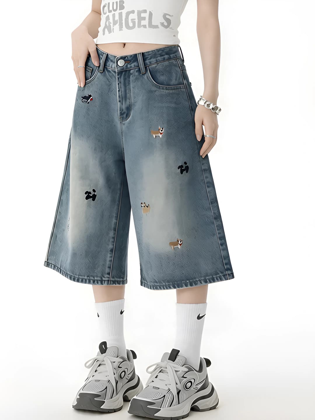 Women's embroidered wide and flared jeans, high waist, loose fit, straight cut, capri trousers, spring-summer, slimming
