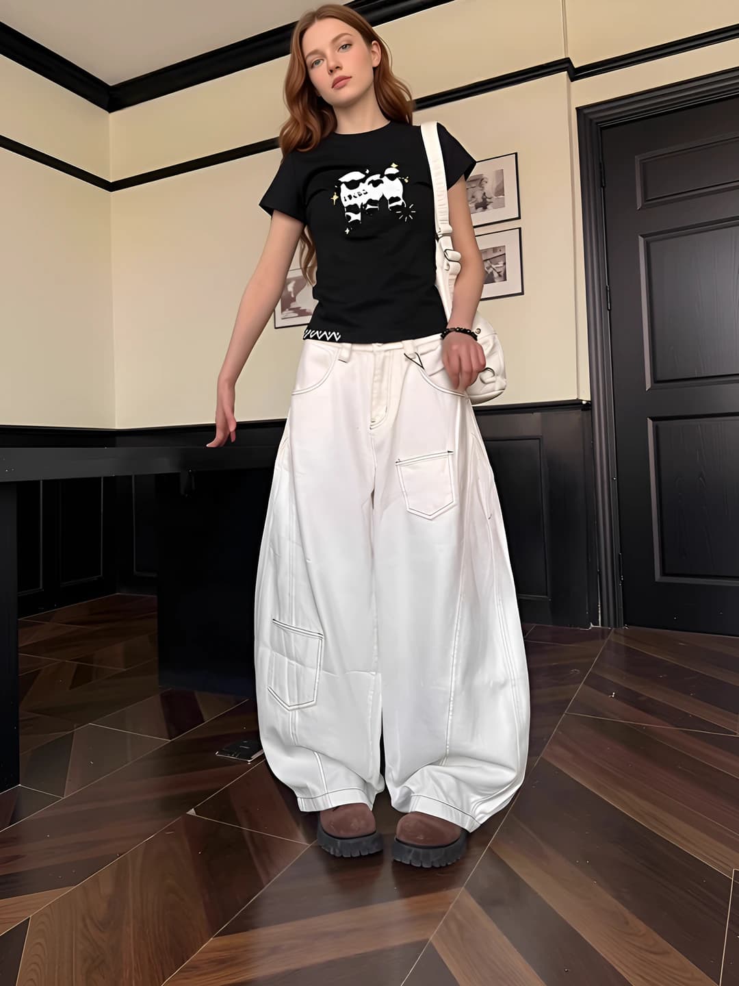 Ayollar uchun retro uslubdagi jinsi shim, keng va klesh, baland bel, to'g'ri kesim, bo'sh (oversize), yupqa, kundalik