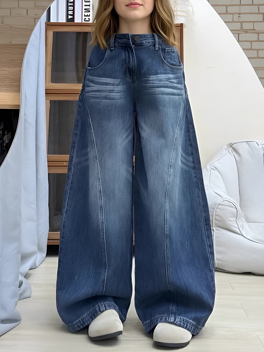 Women's wide and flared jeans 2026, loose fit straight cut, high waist, trousers, thin, denim, casual style