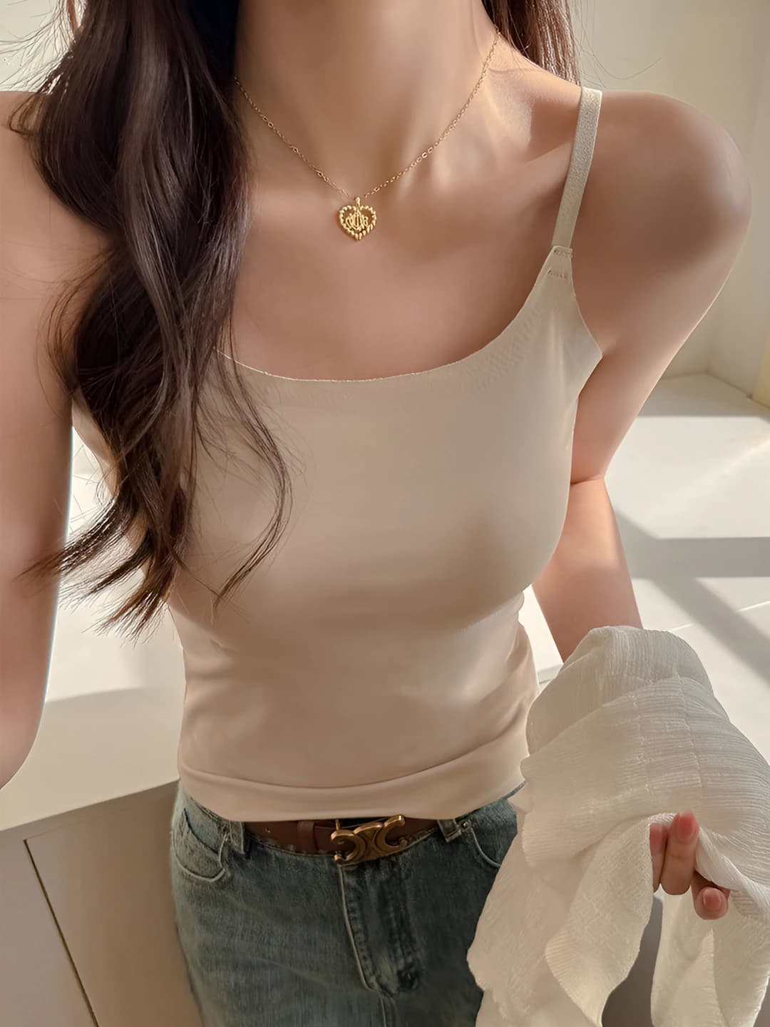 Women's ice-silk fabric tank top, built-in bra, seamless, slim fit, cropped, solid colour, summer