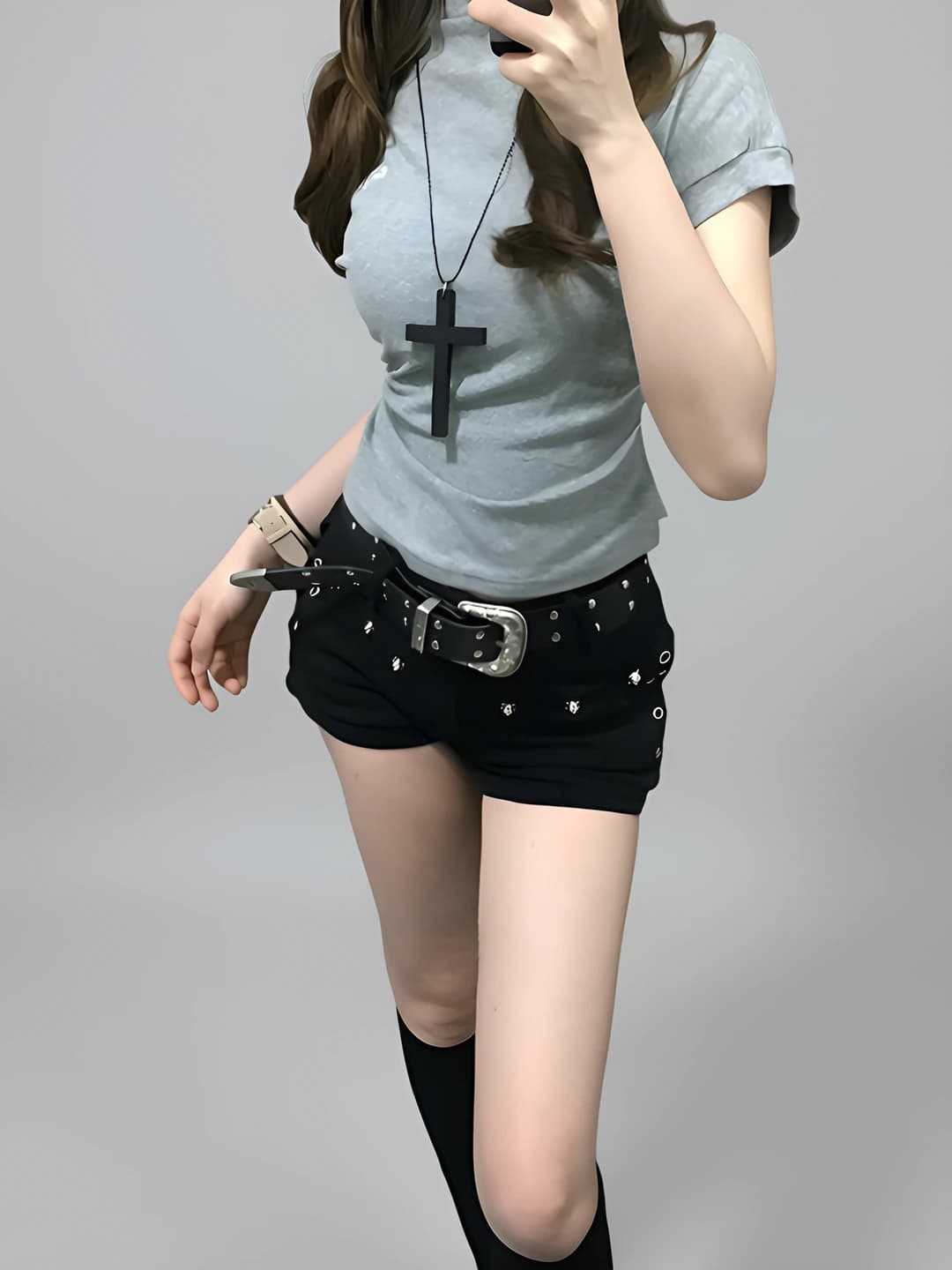 Women's low waist slim fit denim shorts for spring-summer