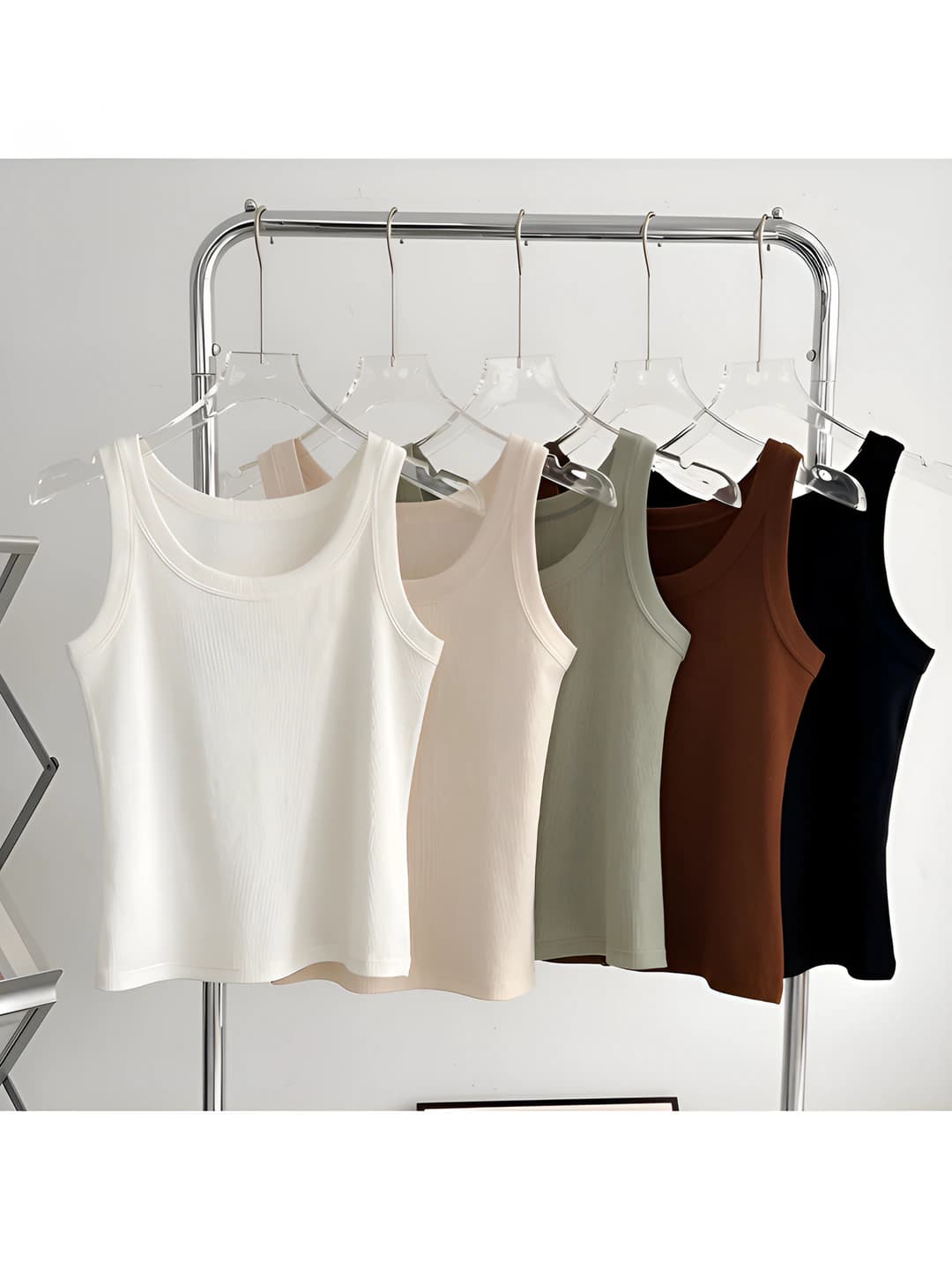 Women's crew neck, sleeveless, solid colour, all-season, mid-length, casual style tank top and camisole