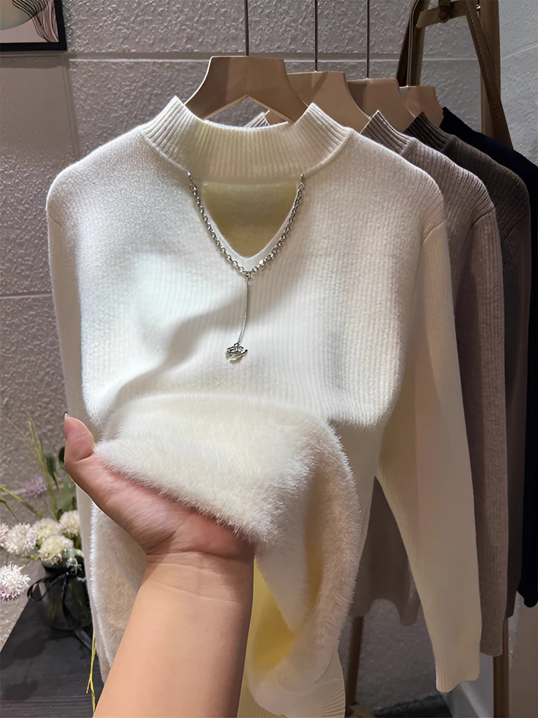 Women's winter fleece-lined, thickened, warm cashmere sweater, mock neck, long sleeve, slim fit, solid colour, casual style