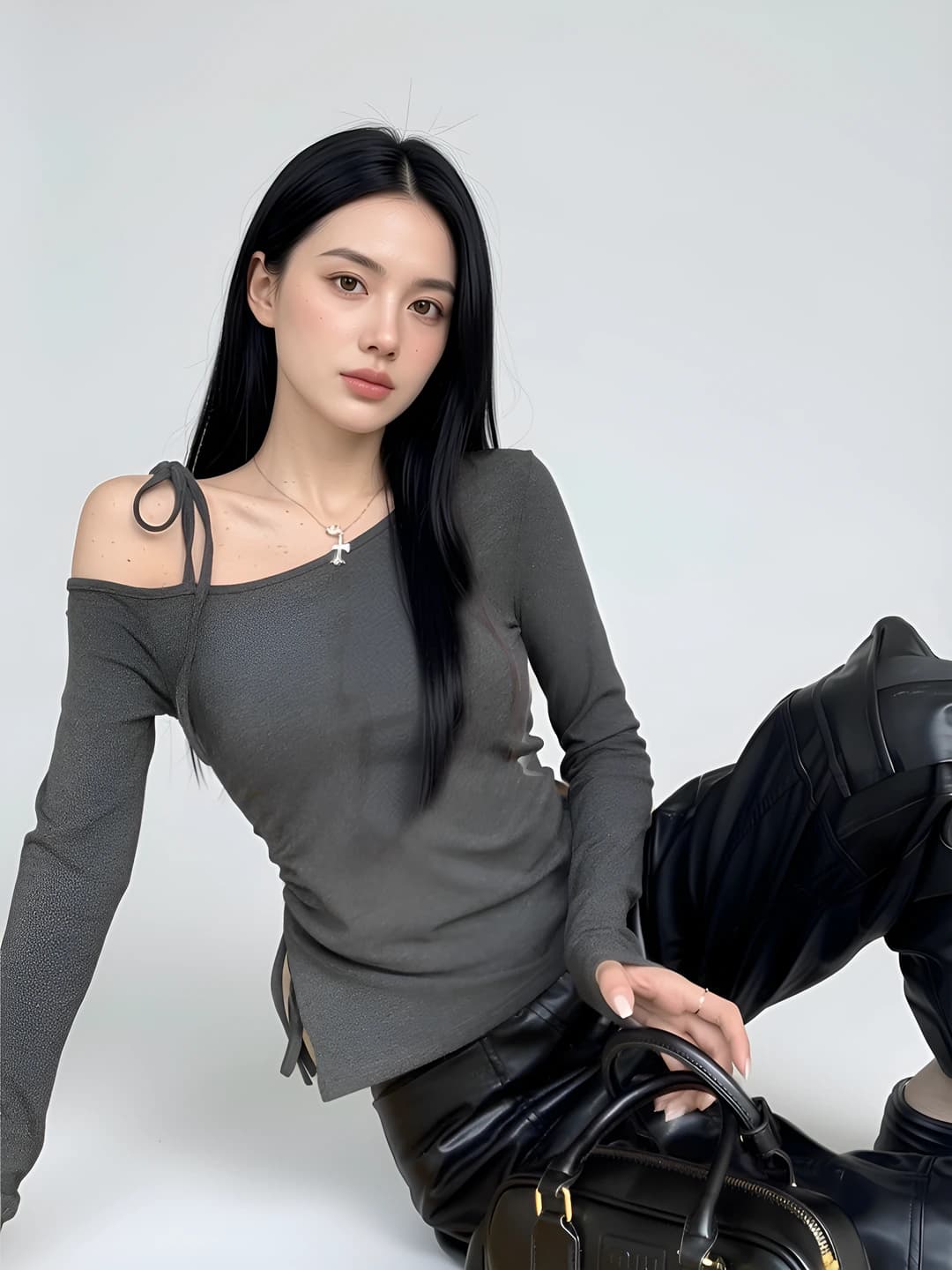 Women's solid colour slim fit long sleeve cropped long-sleeve base top