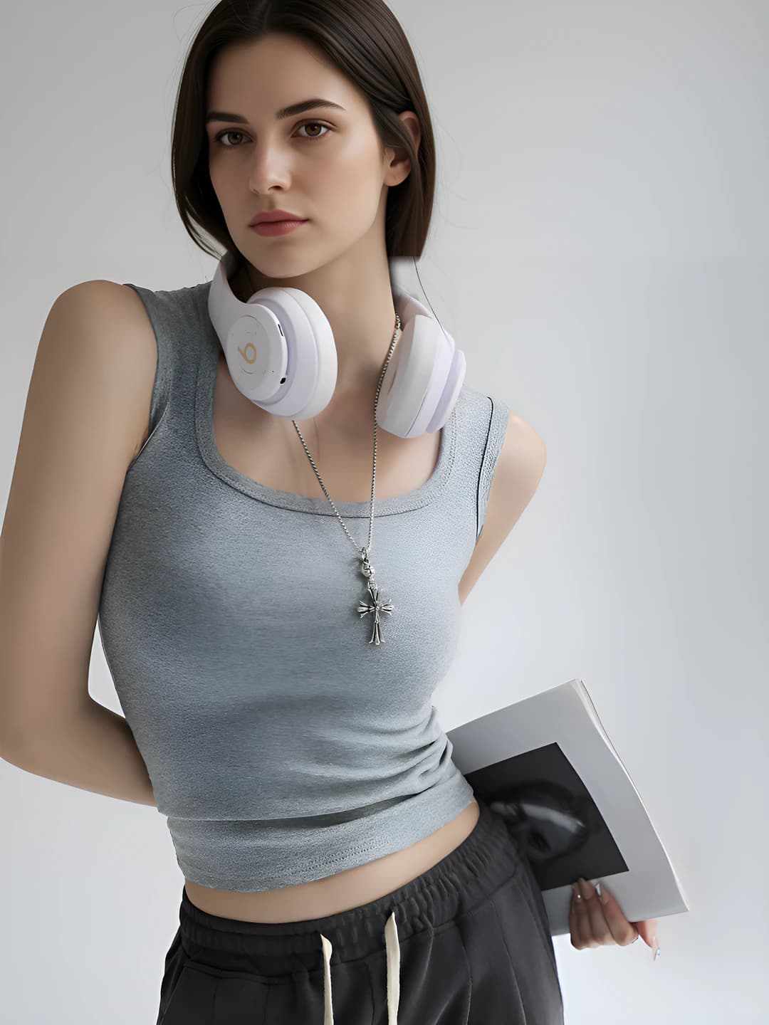 Light grey short