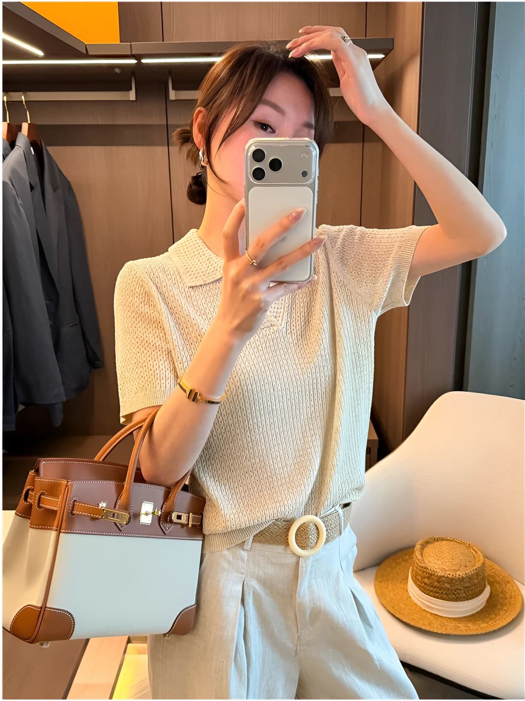 Ayollar uchun kundalik bo'sh (oversize) muz-ipak mato trikotaj sviter, V-yoqa, POLO yoqa, kalta yeng, bir rangli, havo o'tkazuvchan, kalta to'qima top