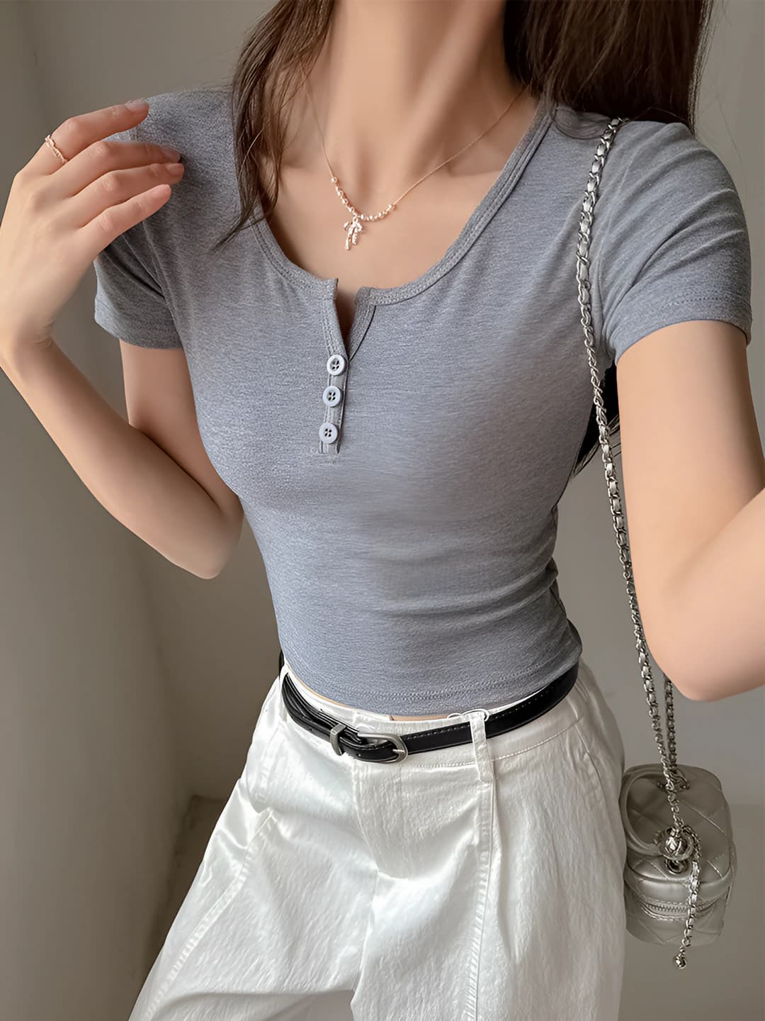 Women's summer short sleeve cropped t-shirt, crew neck, slim fit, solid colour, with buttons